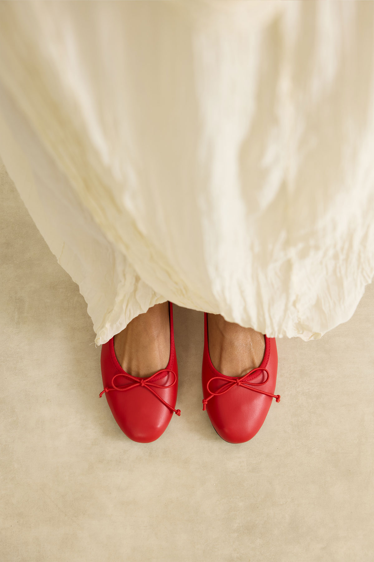 Minimal Kurdele Detaylı Kırmızı Kadın Babet