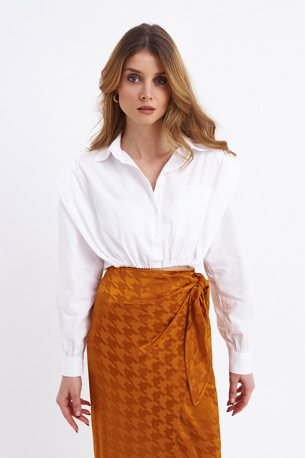 Omuz Detaylı Crop Top Beyaz Kadın Gömlek