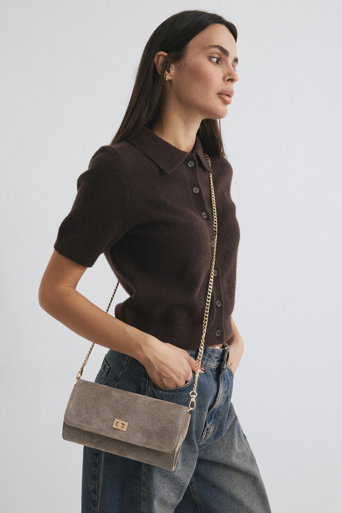 Önden Kapaklı Oval Vizon Süet Kadın Çanta