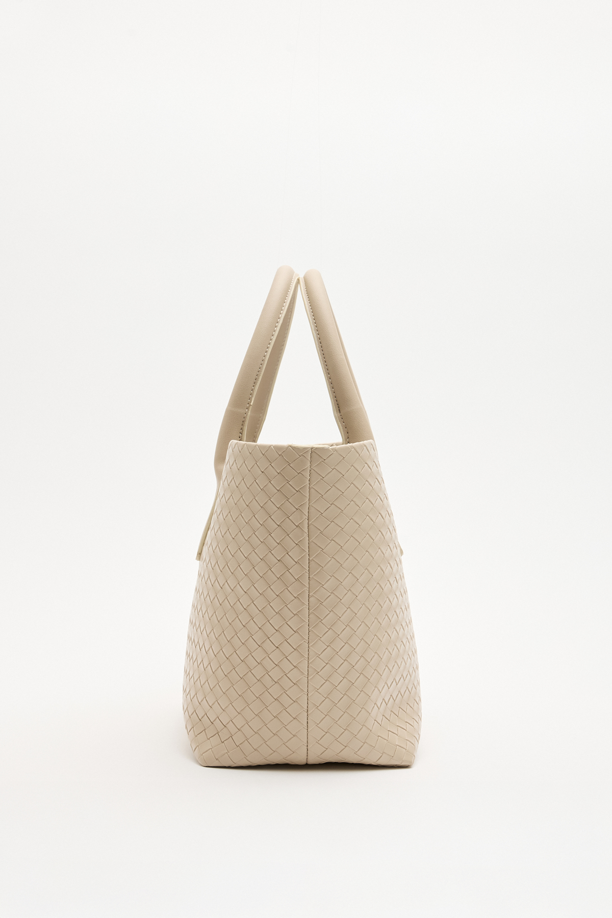 Örgü Dokulu Deri Görünümlü Bej Örgü Kadın Çanta