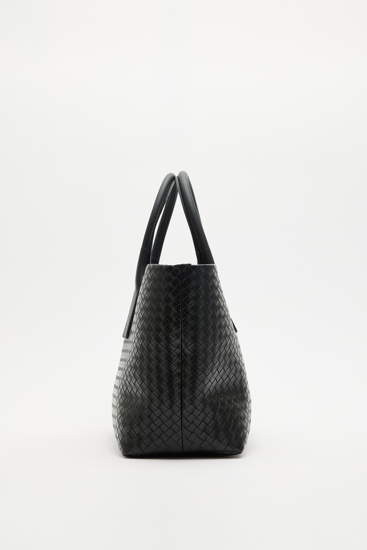 Örgü Dokulu Deri Görünümlü Siyah Örgü Kadın Çanta