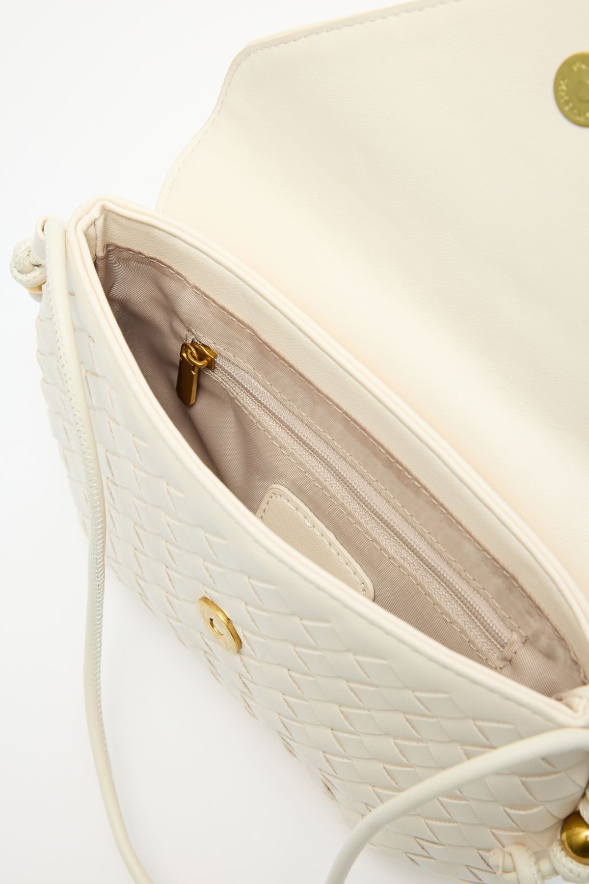 Örgü Dokulu Kapaklı Bej Kadın Çanta