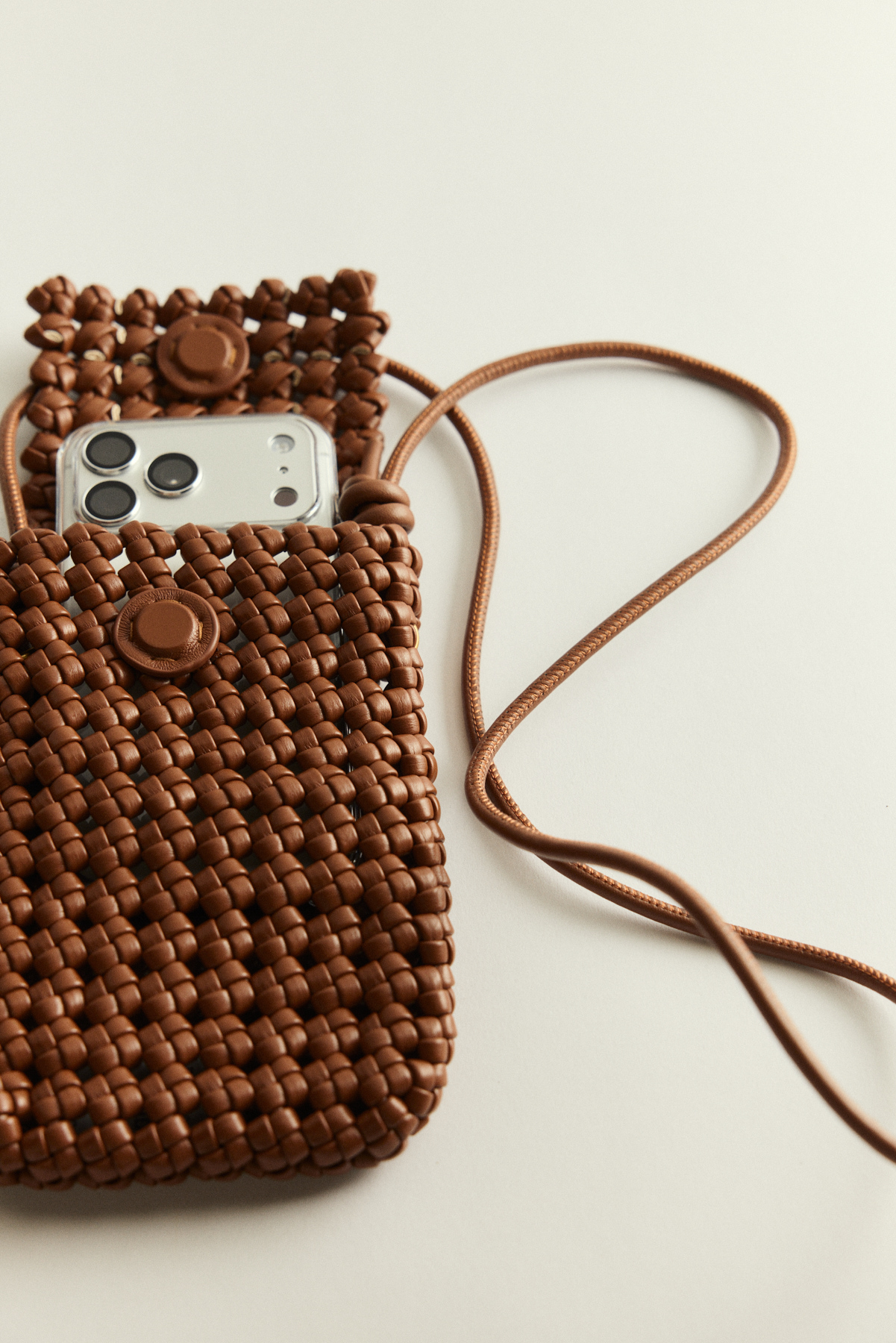 Örgü Dokulu Mini Çapraz Askılı Taba Kadın Çanta