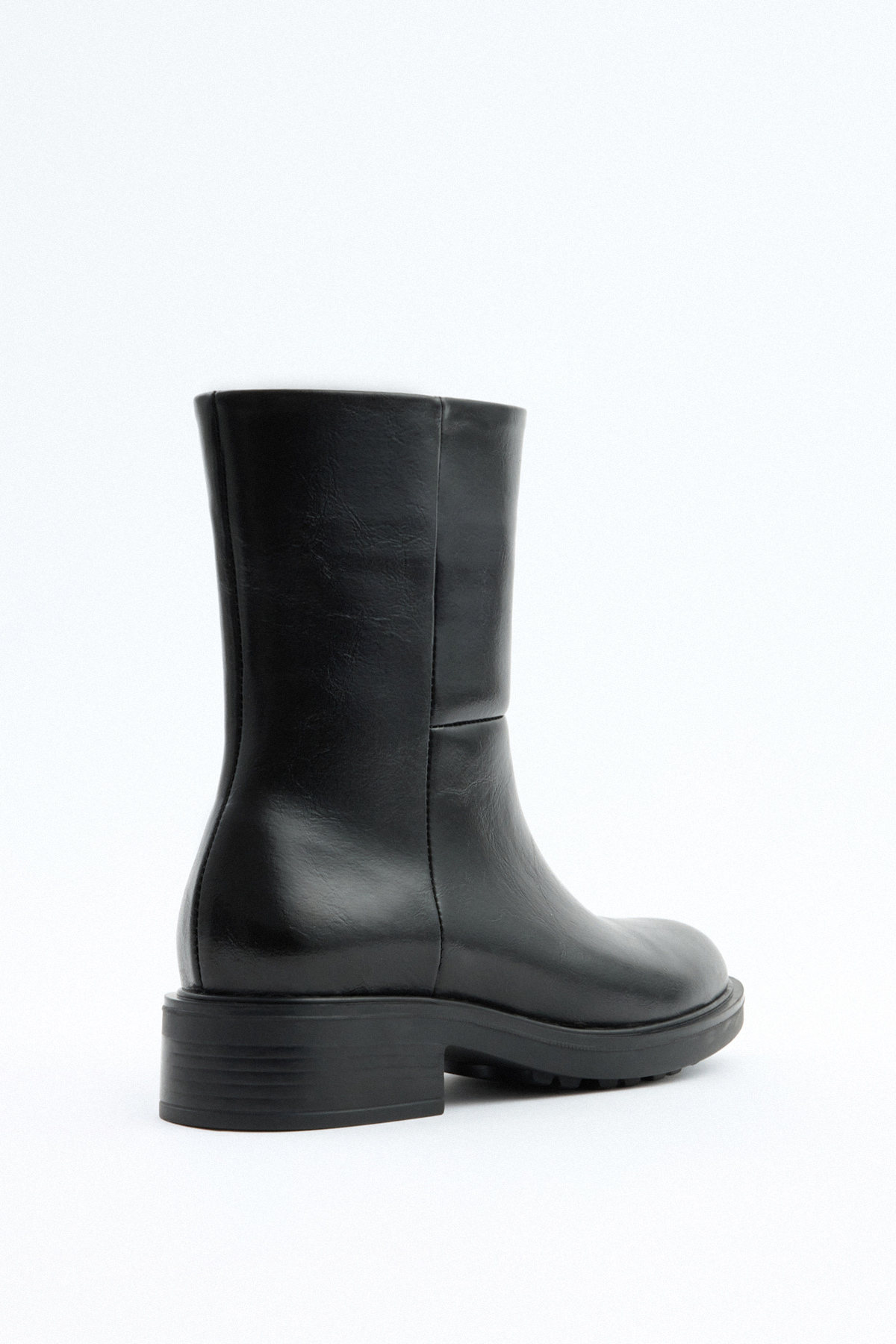 Oval Burun Midi Siyah Kadın Bot