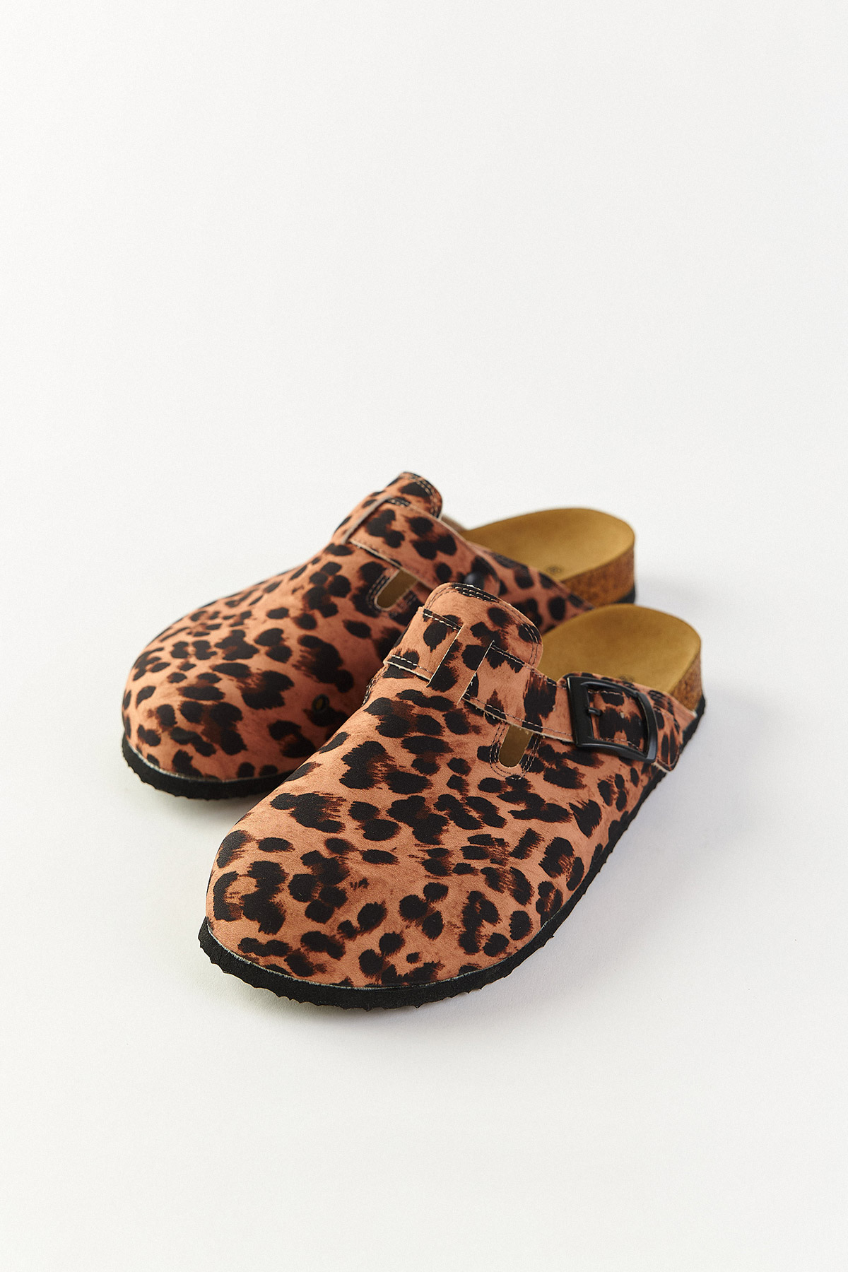 Oval Burun Süet Leopar Kadın Terlik