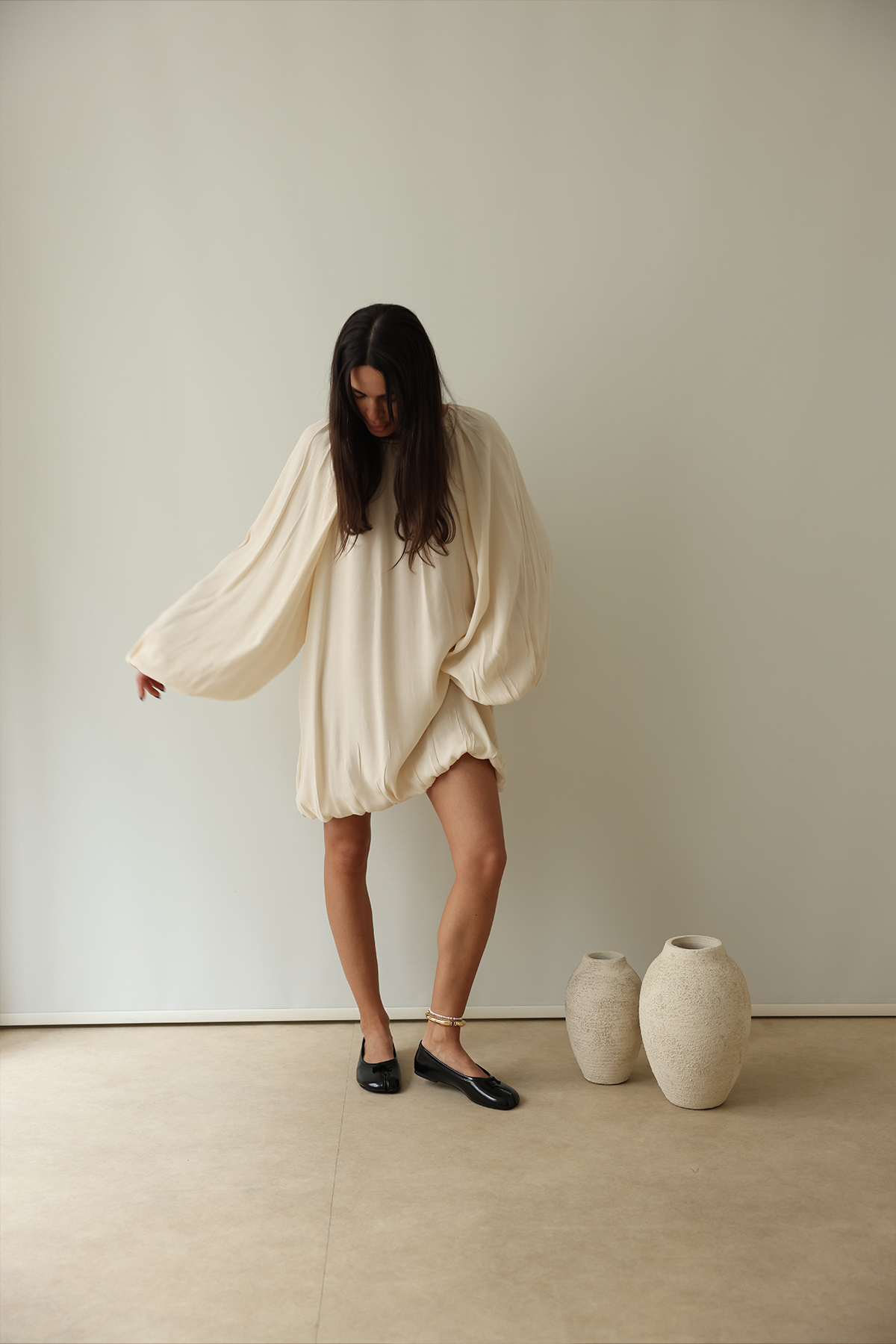 Parmak Arası Düğüm Detaylı Siyah Kadın Babet