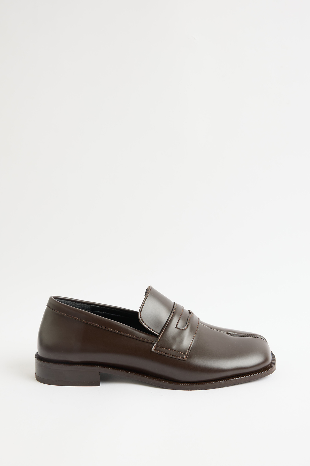 Parmak Arası Klasik Loafer Acı Kahve Kadın Loafer