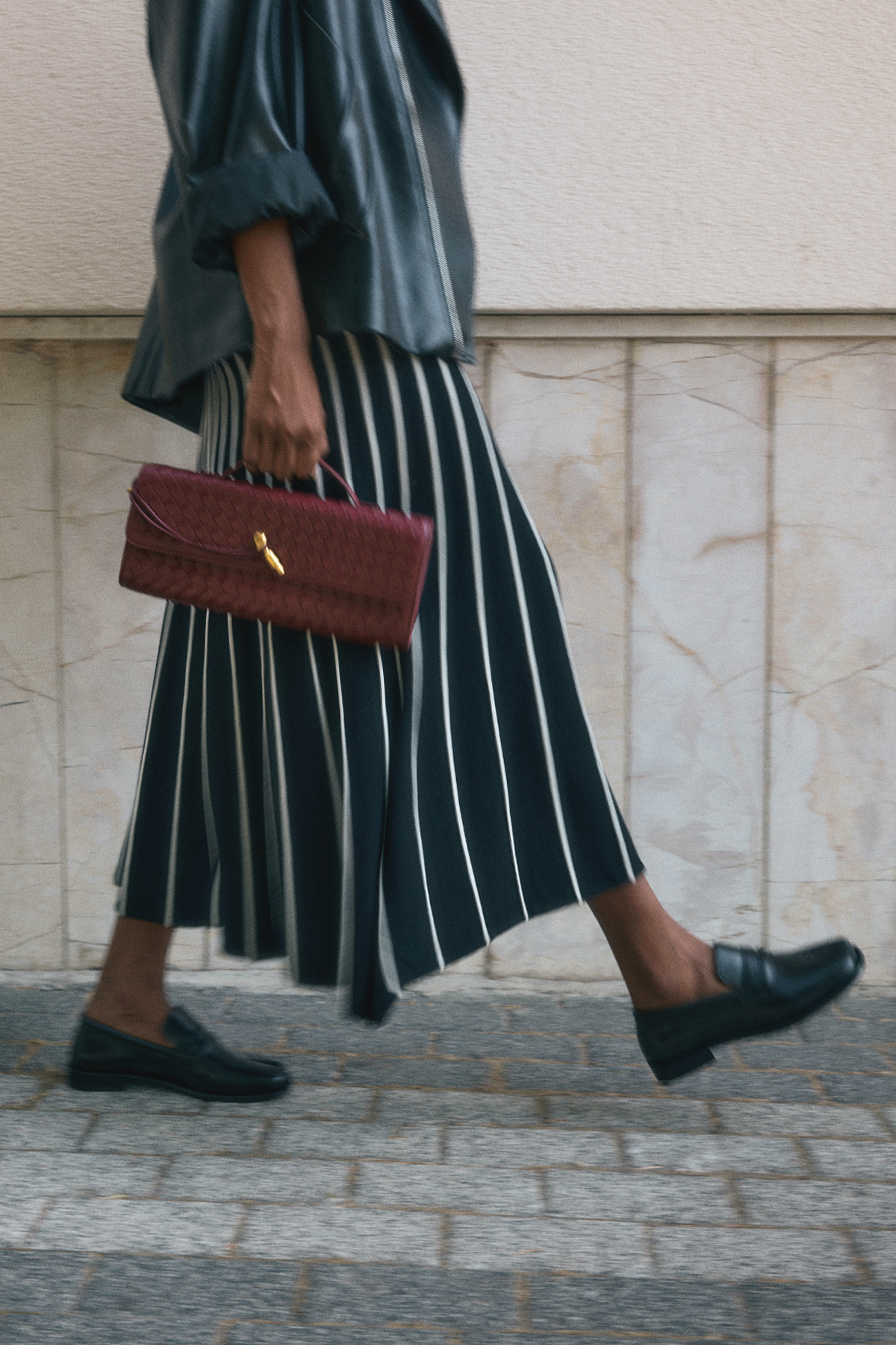 Parmak Arası Klasik Loafer Siyah Kadın Loafer