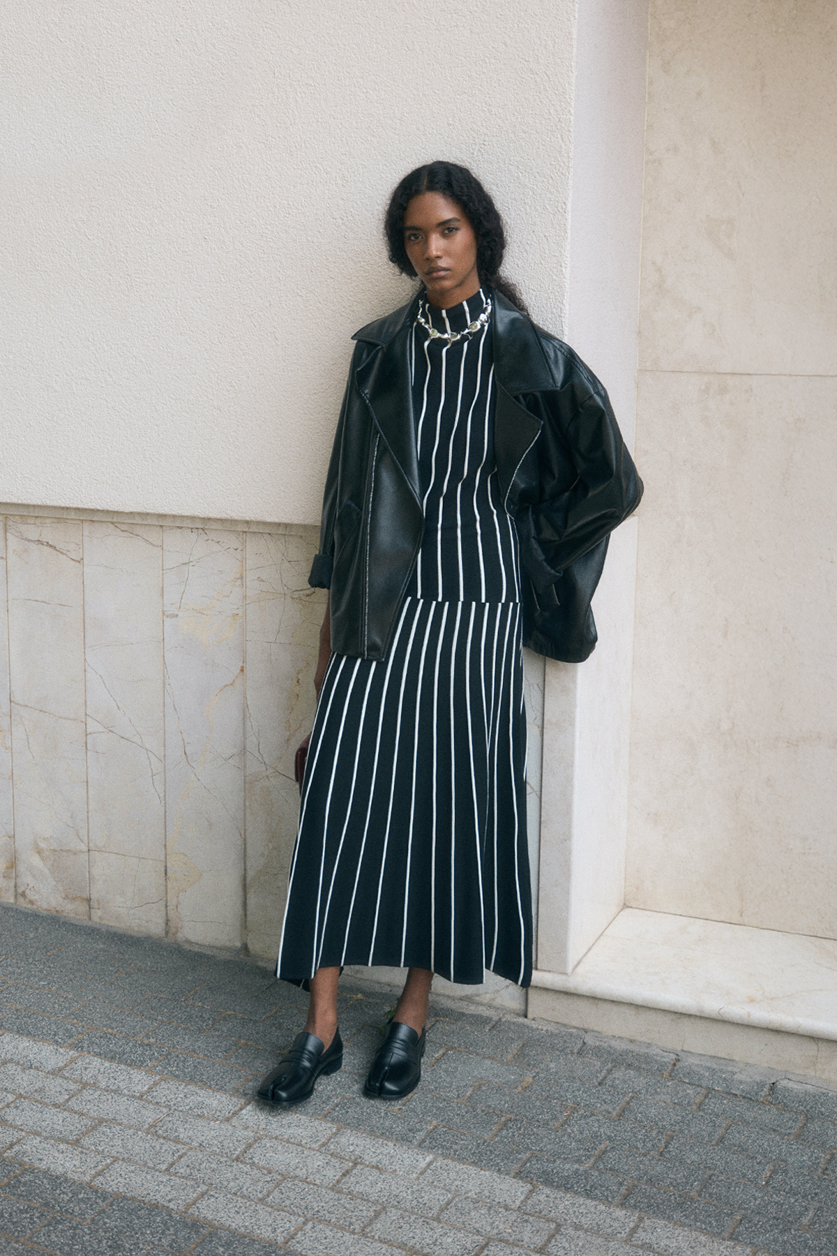 Parmak Arası Klasik Loafer Siyah Kadın Loafer