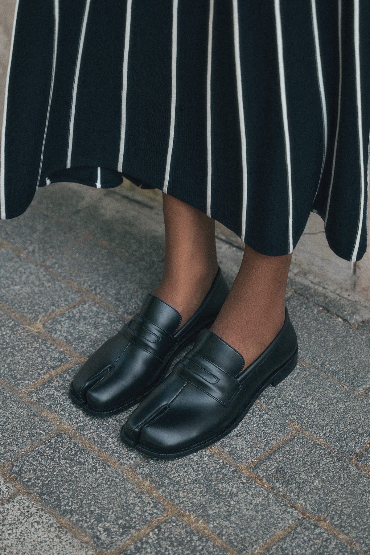 Parmak Arası Klasik Loafer Siyah Kadın Loafer