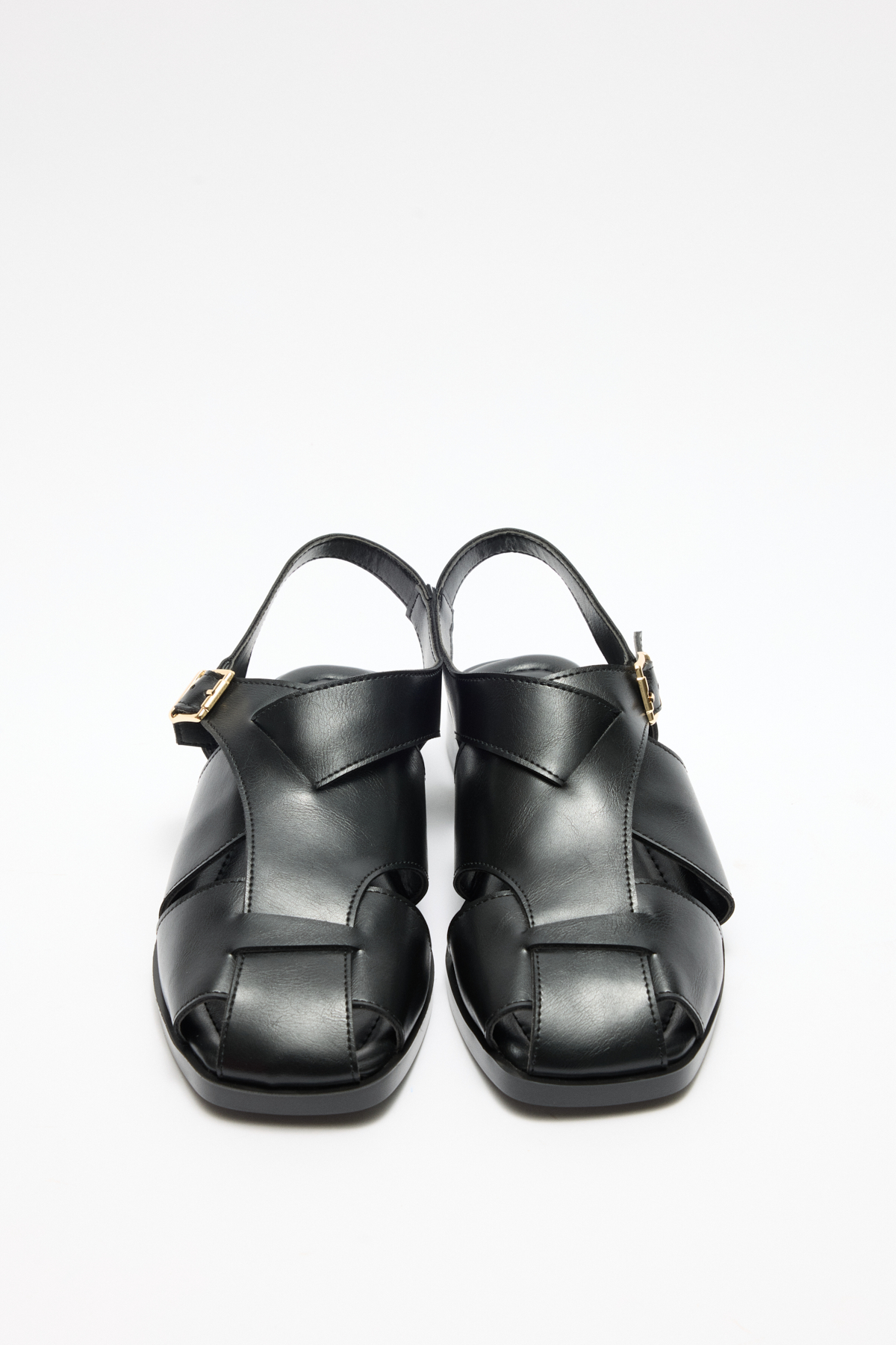 Kalın Çapraz Bant Detaylı Siyah Kadın Sandalet