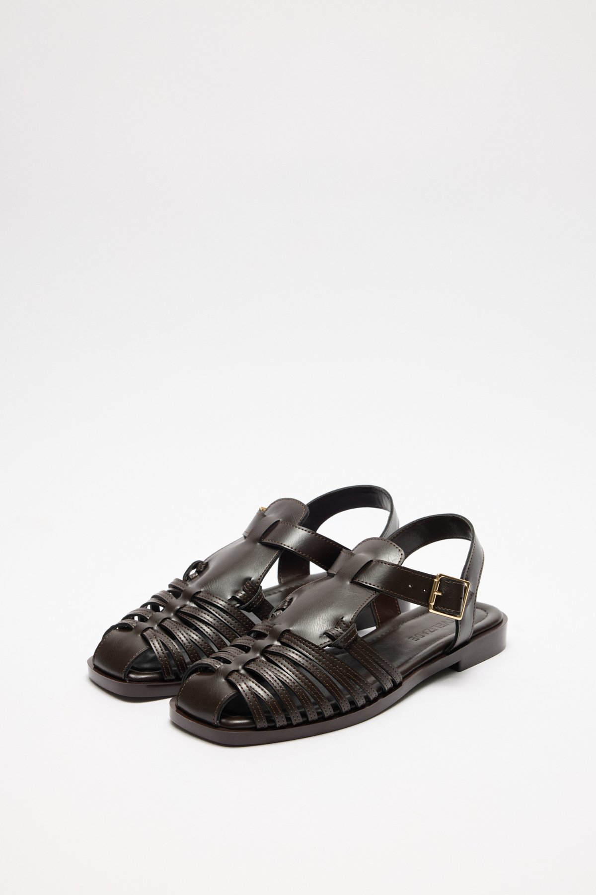 Önü Kapalı Çok Bantlı Acı Kahve Kadın Sandalet