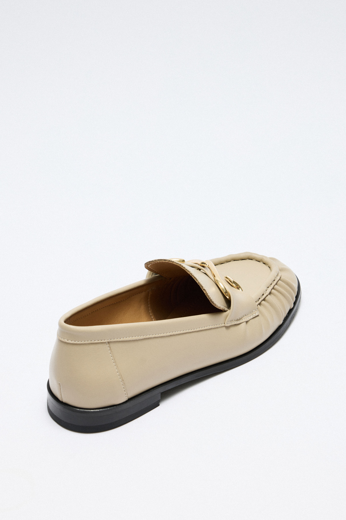 Sarmal Toka Detaylı Bej Kadın Loafer
