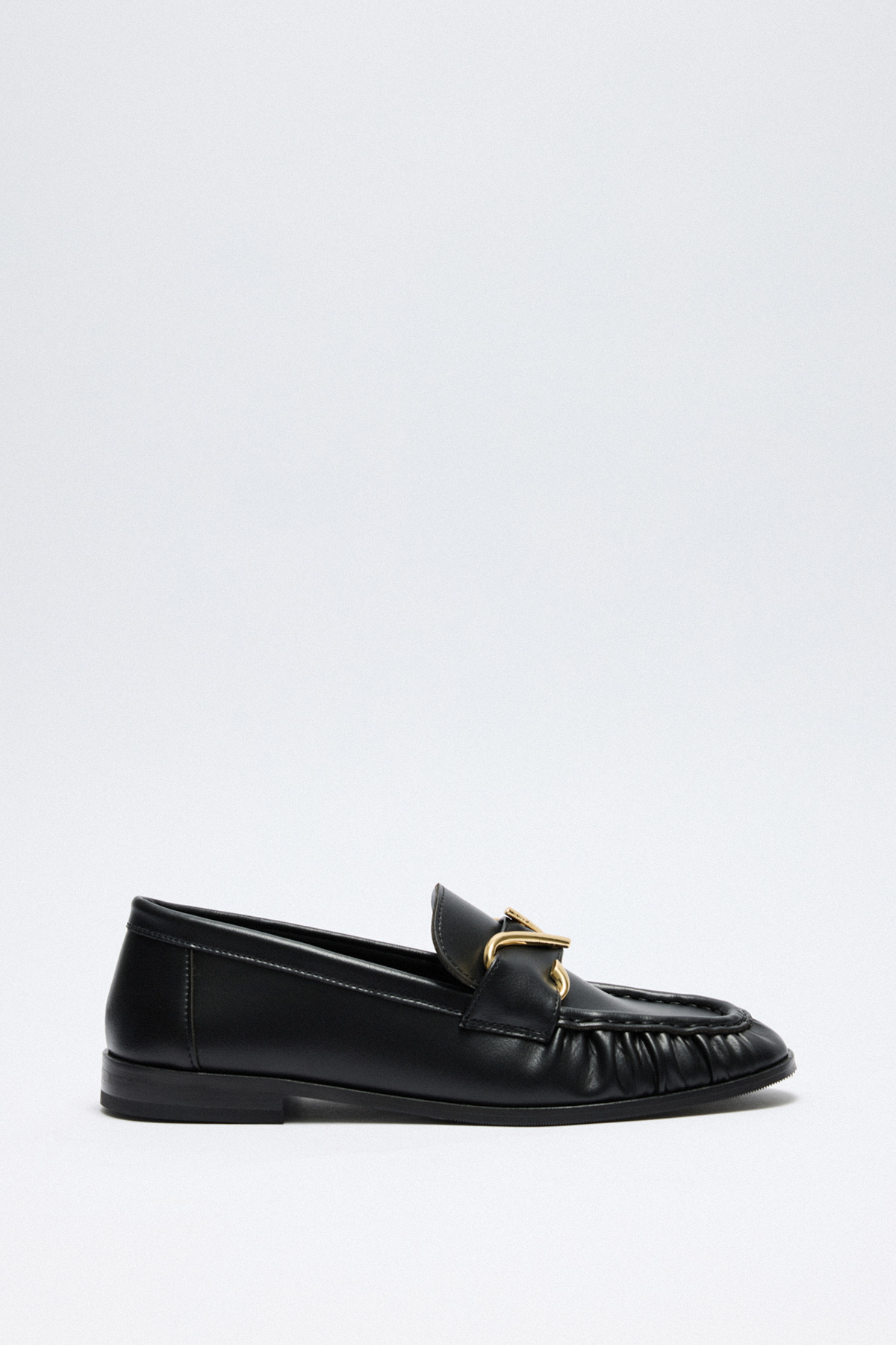 Sarmal Toka Detaylı Siyah Kadın Loafer