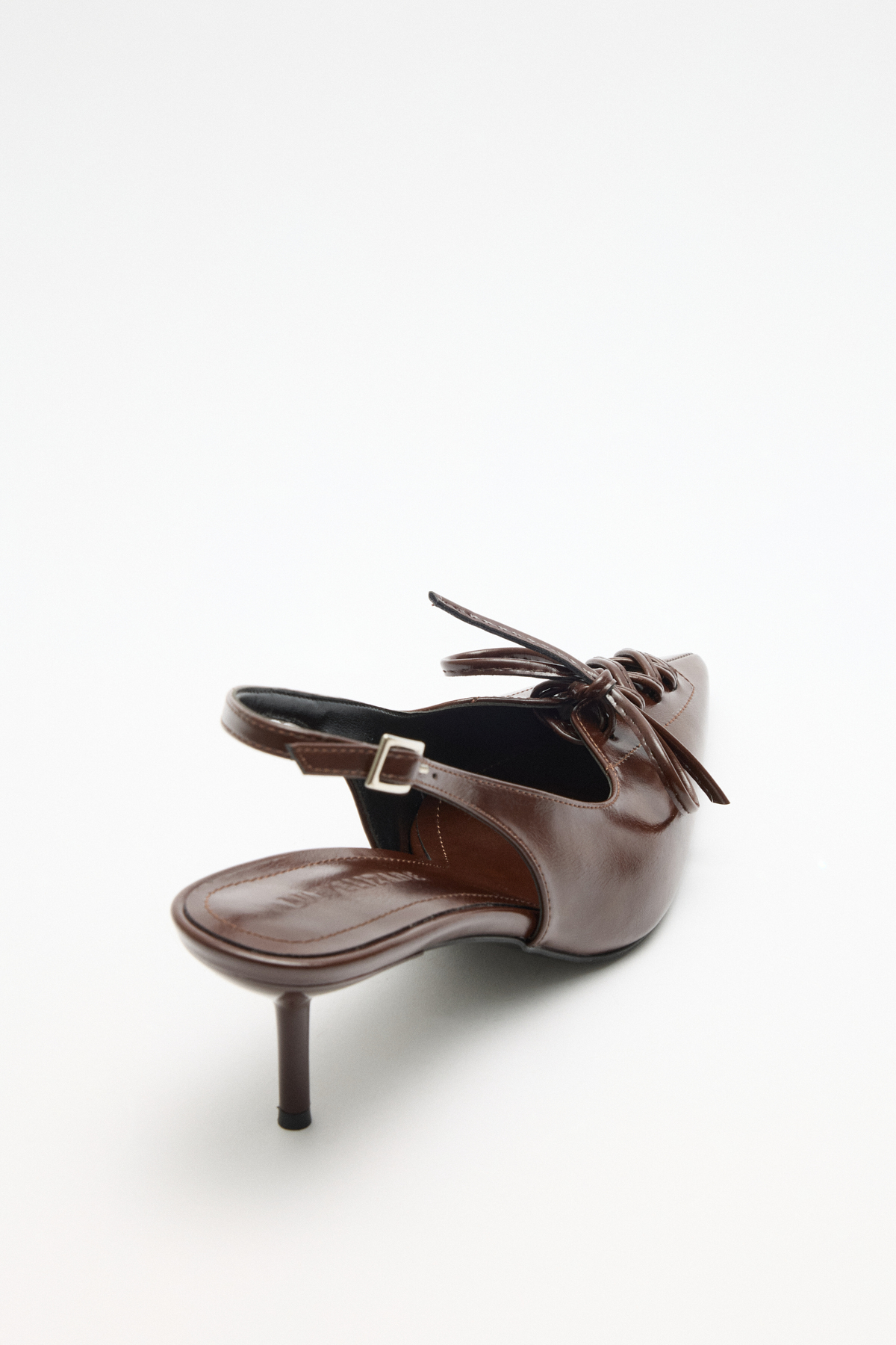 Sivri Burun Bağcık Detaylı Acı Kahve Kadın Topuklu