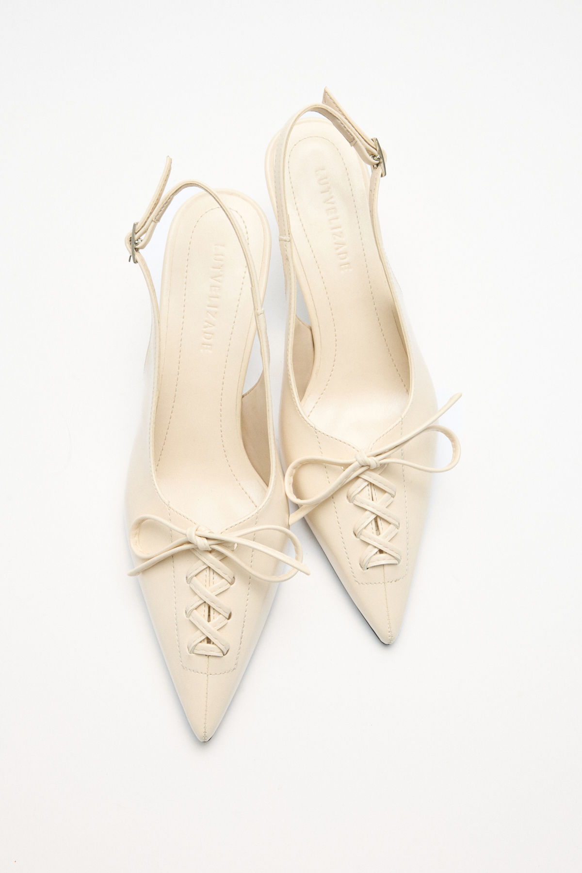 Sivri Burun Bağcık Detaylı Kemik Kadın Topuklu