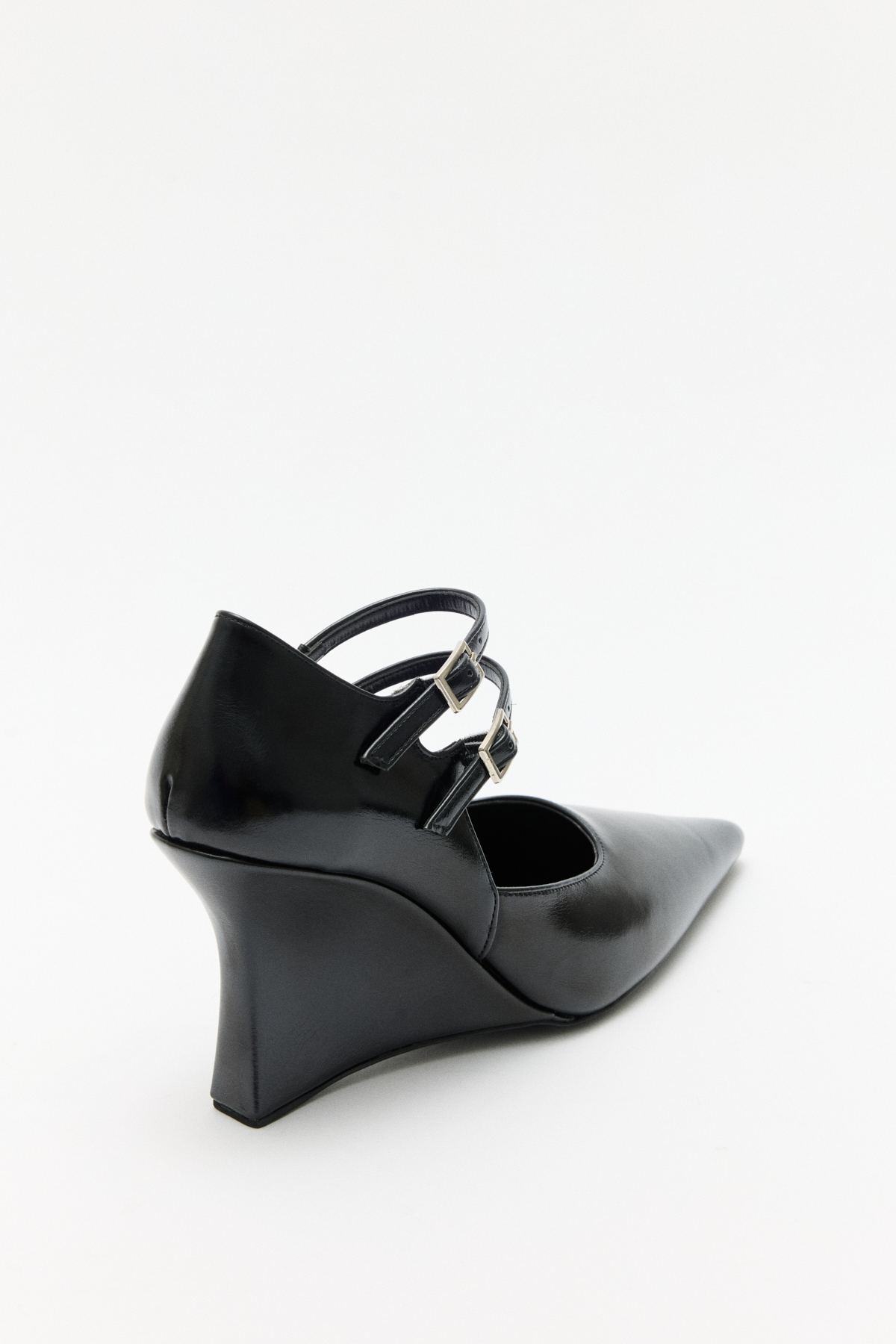 Sivri Burun Bant Detaylı Siyah Kadın Topuklu
