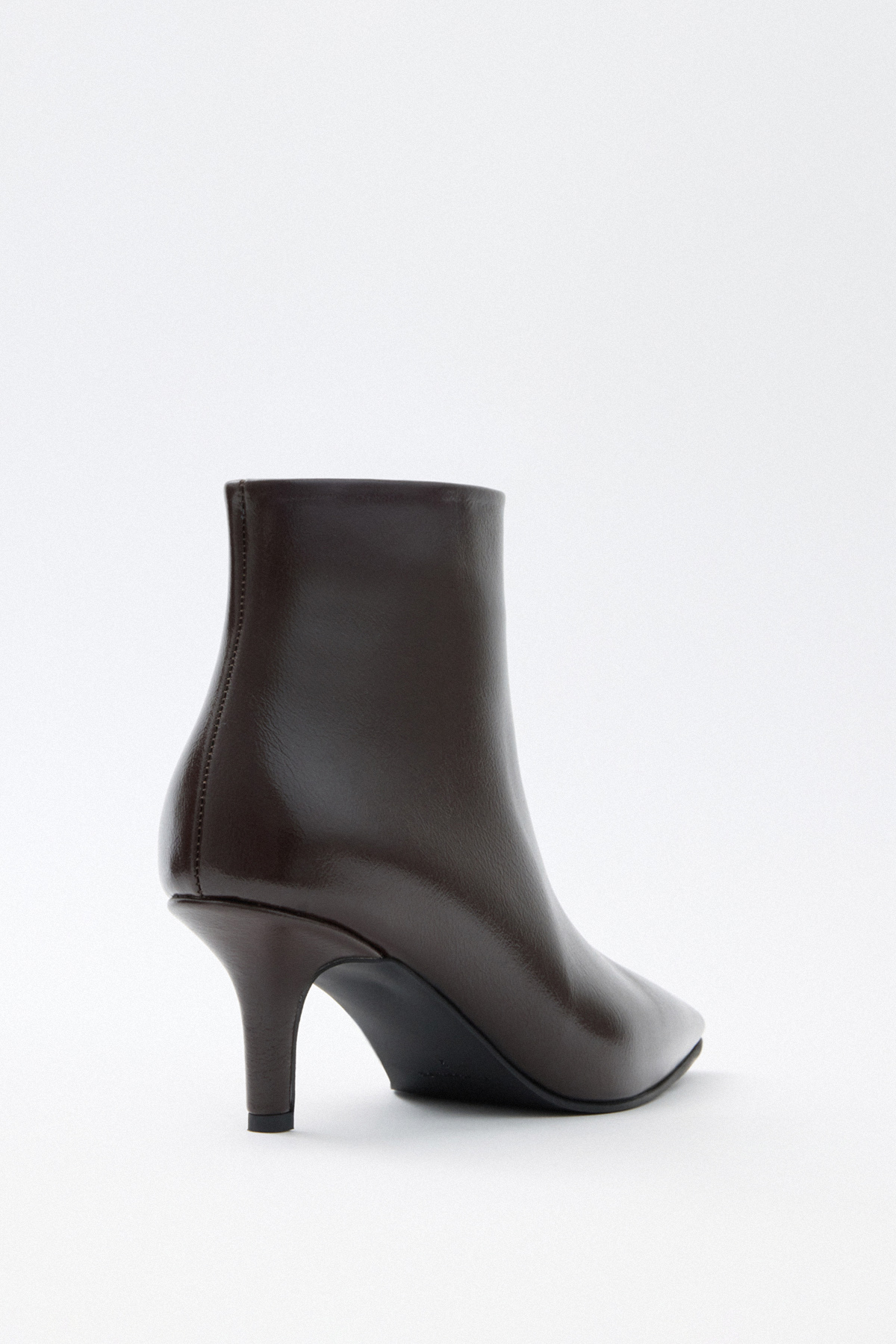 Sivri Burun Bilek Boy Acı Kahve Kadın Bot