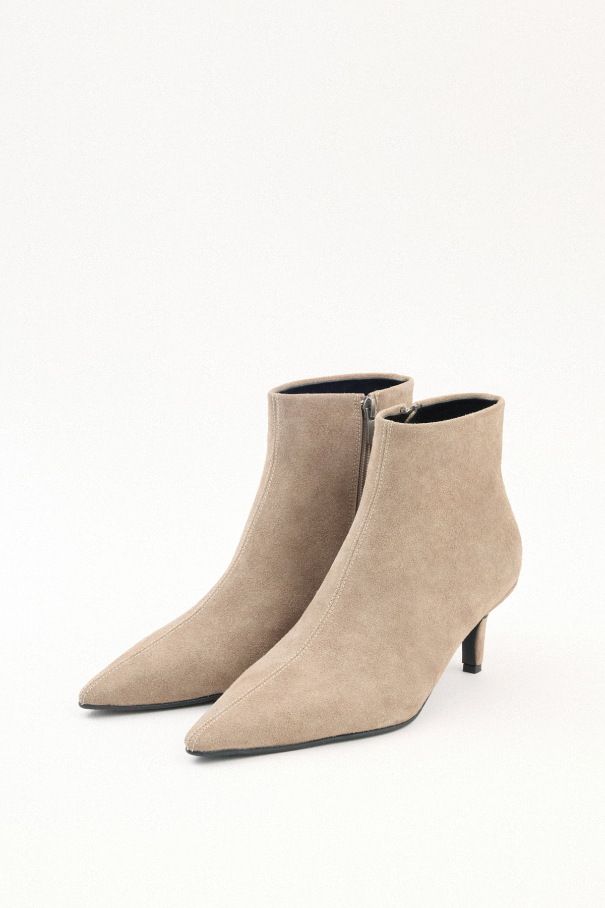 Sivri Burun Bilek Boy Vizon Süet Kadın Bot