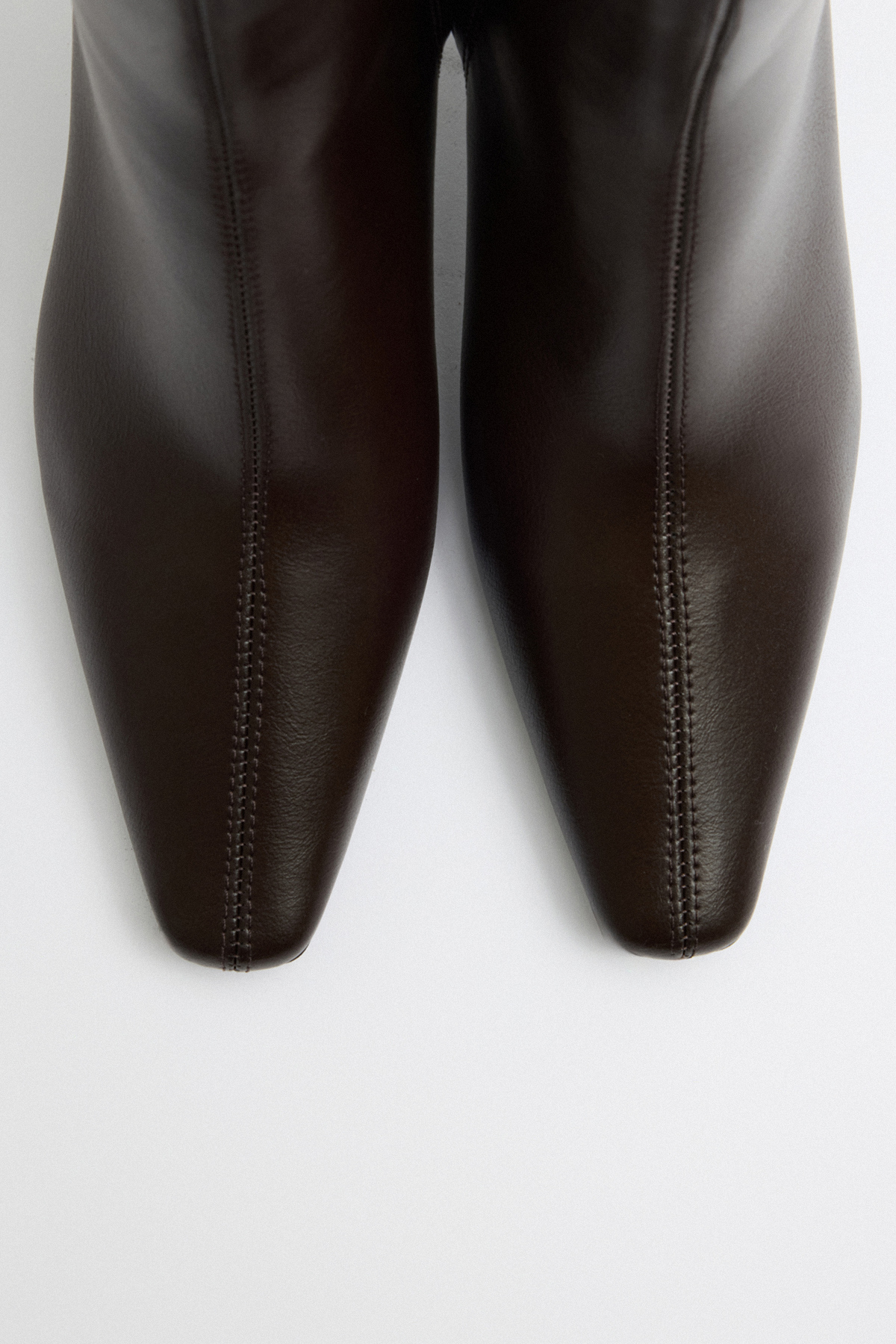 Sivri Burun Bilek Üstü Acı Kahve Kadın Bot