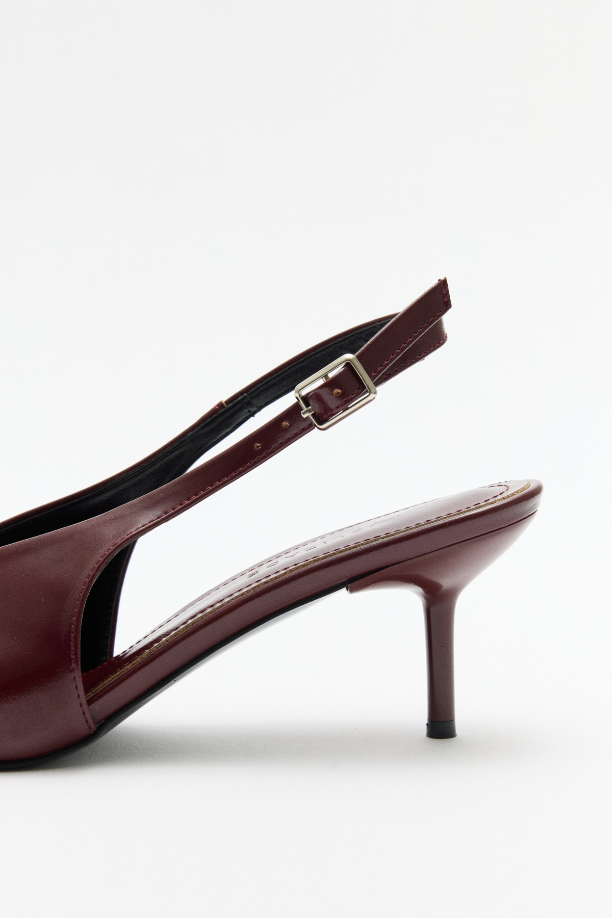 Sivri Burun Dekolteli Bordo Kadın Topuklu