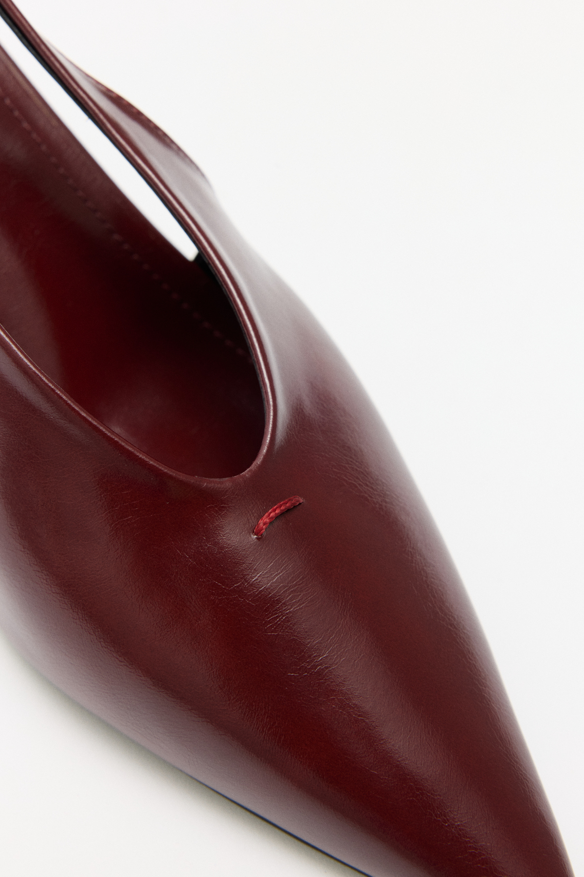 Sivri Burun Dekolteli Bordo Kadın Topuklu