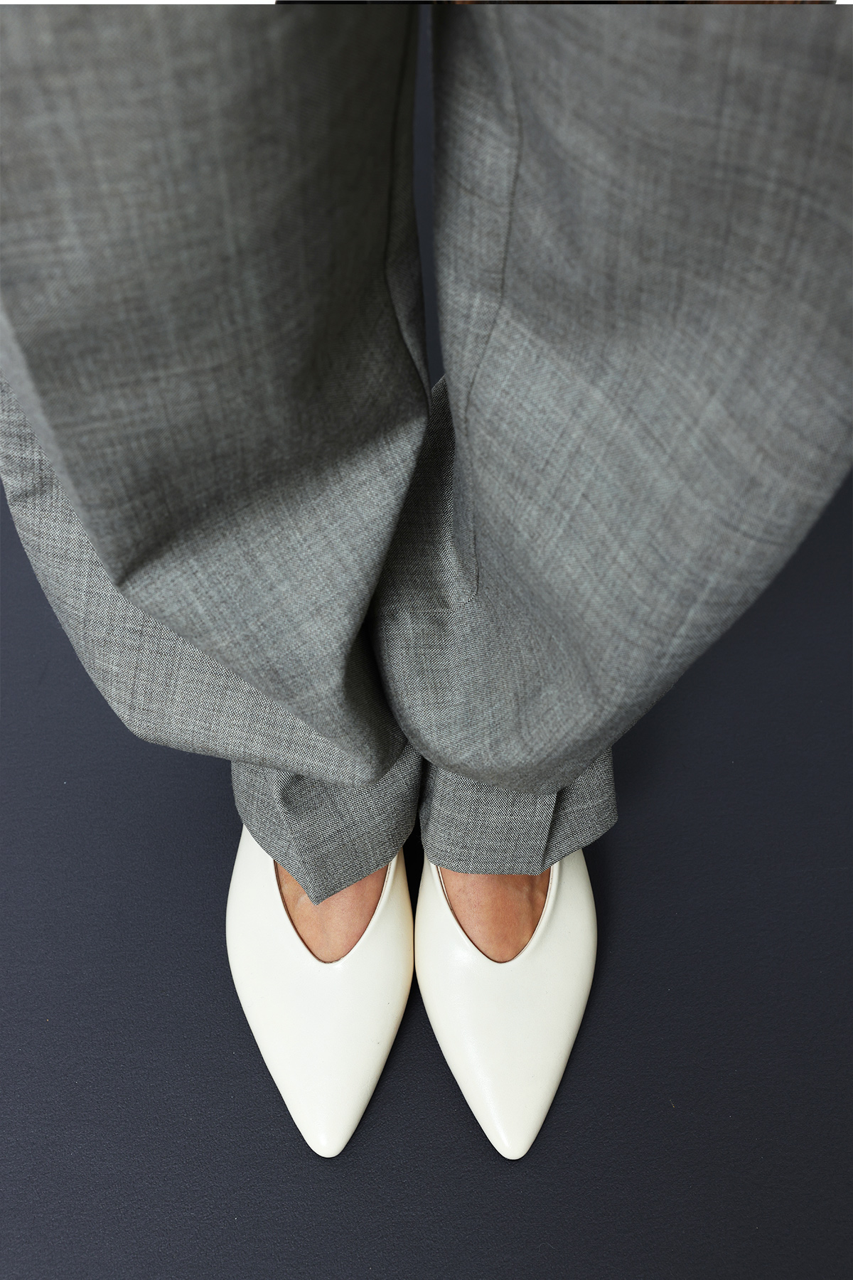 Sivri Burun Dekolteli Dolgu Topuk Kemik Kadın Topuklu