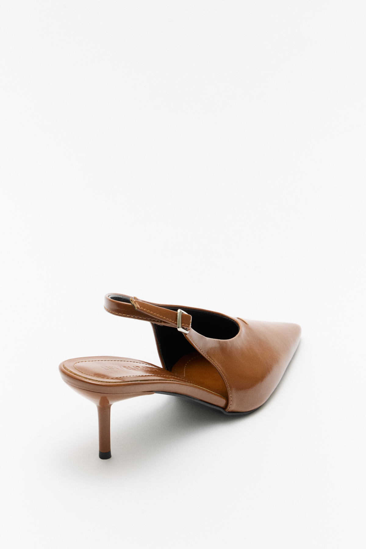 Sivri Burun Dekolteli Karamel Kadın Topuklu