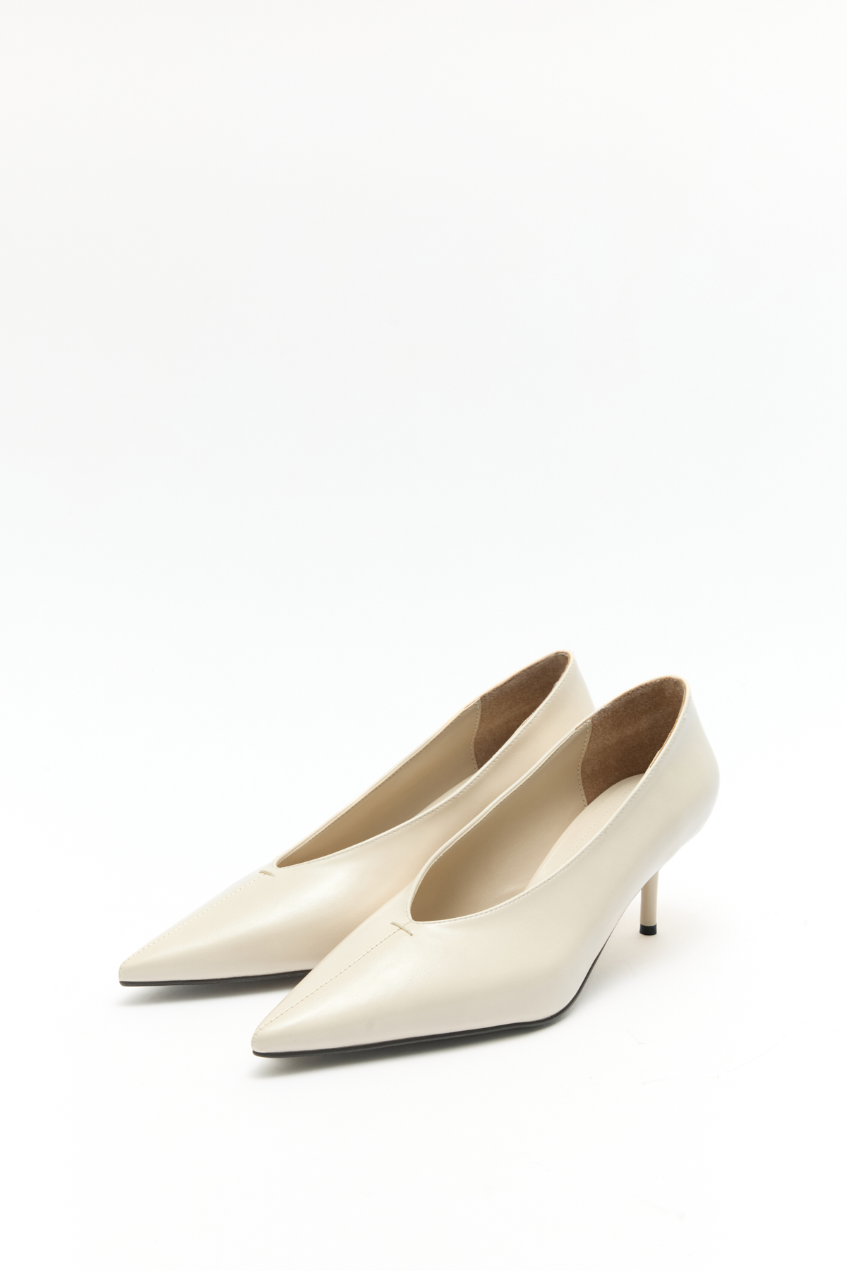 Sivri Burun Klasik Kemik Kadın Topuklu
