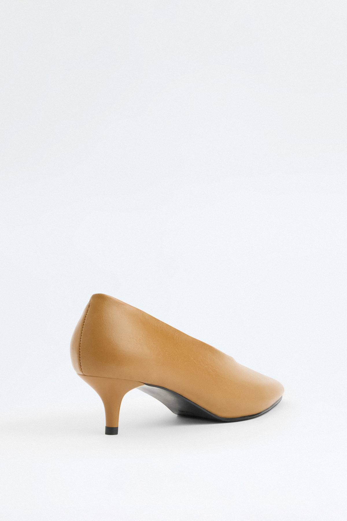 Sivri Burun Mini Karamel Kadın Topuklu