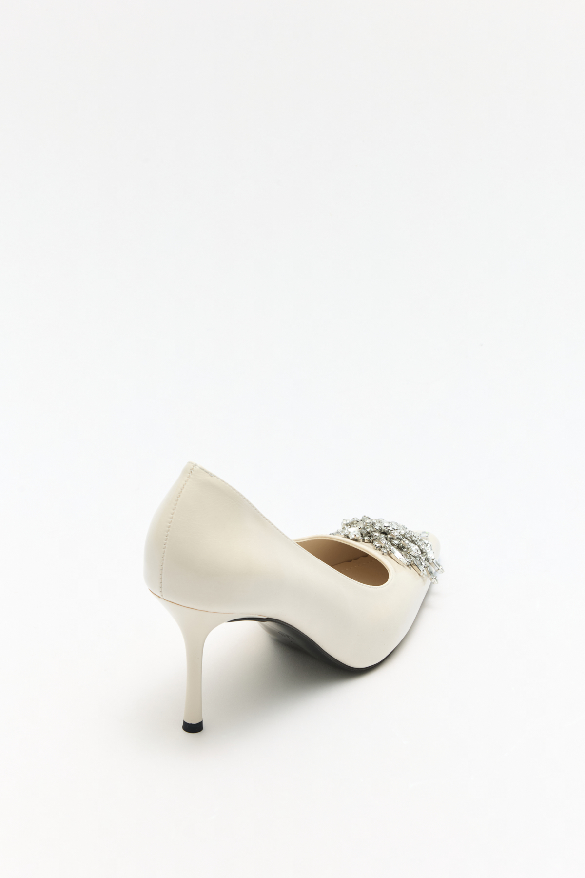 Sivri Burun Toka Detaylı Stiletto Kemik Kadın Topuklu