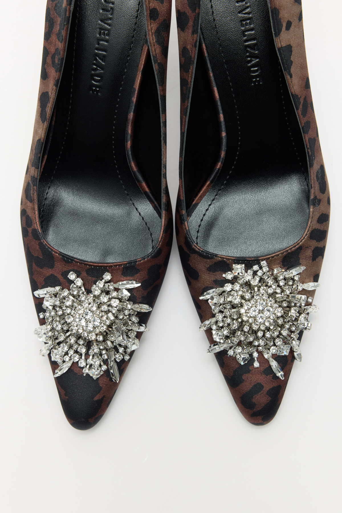 Sivri Burun Toka Detaylı Stiletto Leopar Kadın Topuklu