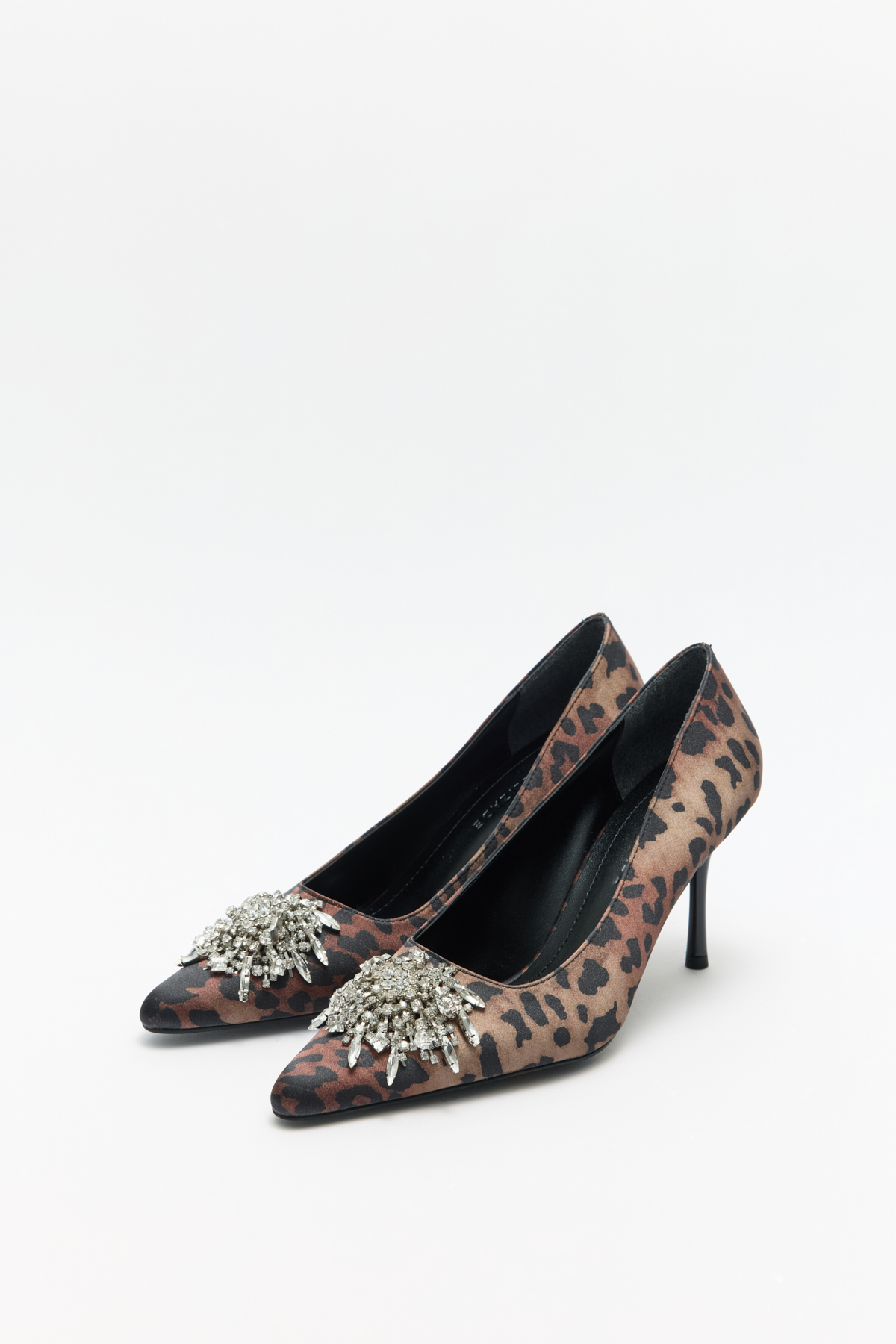 Sivri Burun Toka Detaylı Stiletto Leopar Kadın Topuklu