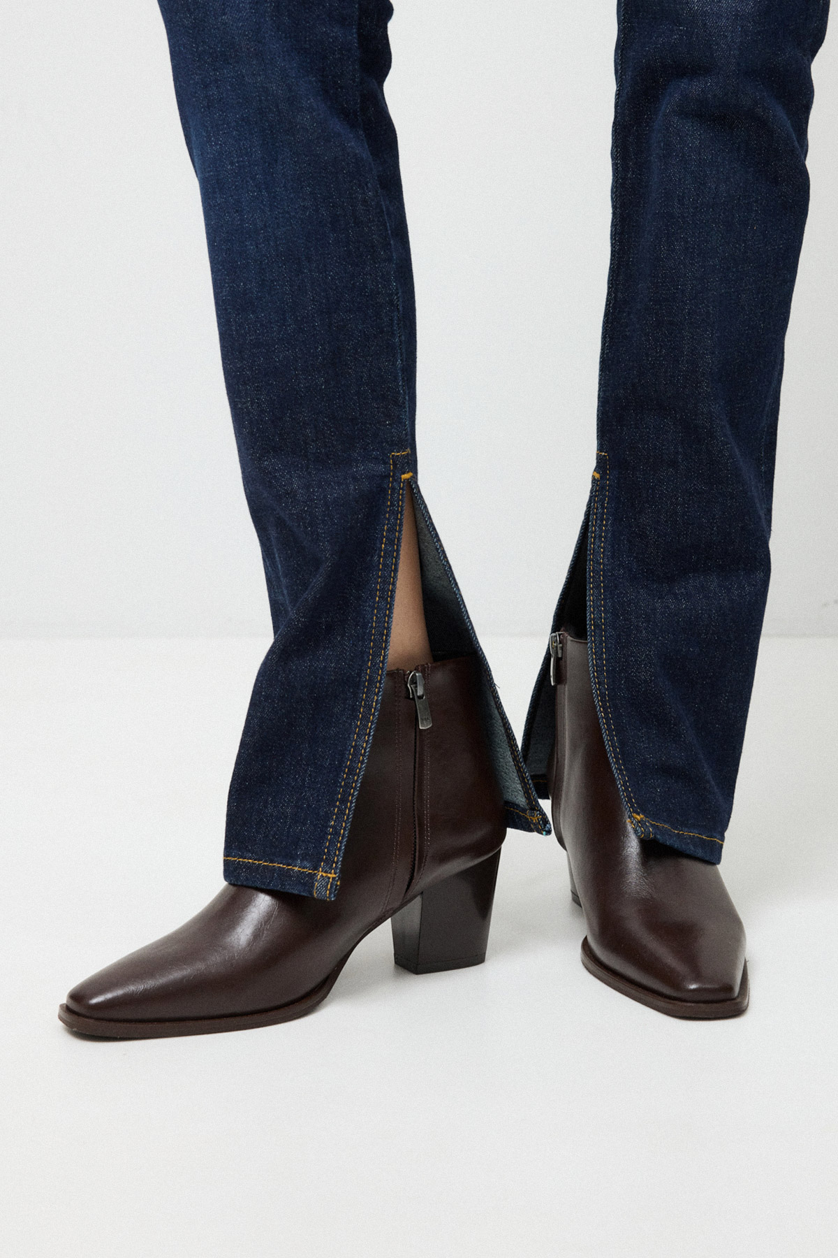 Straight Fit Kesik Paça Koyu Mavi Kadın Jean
