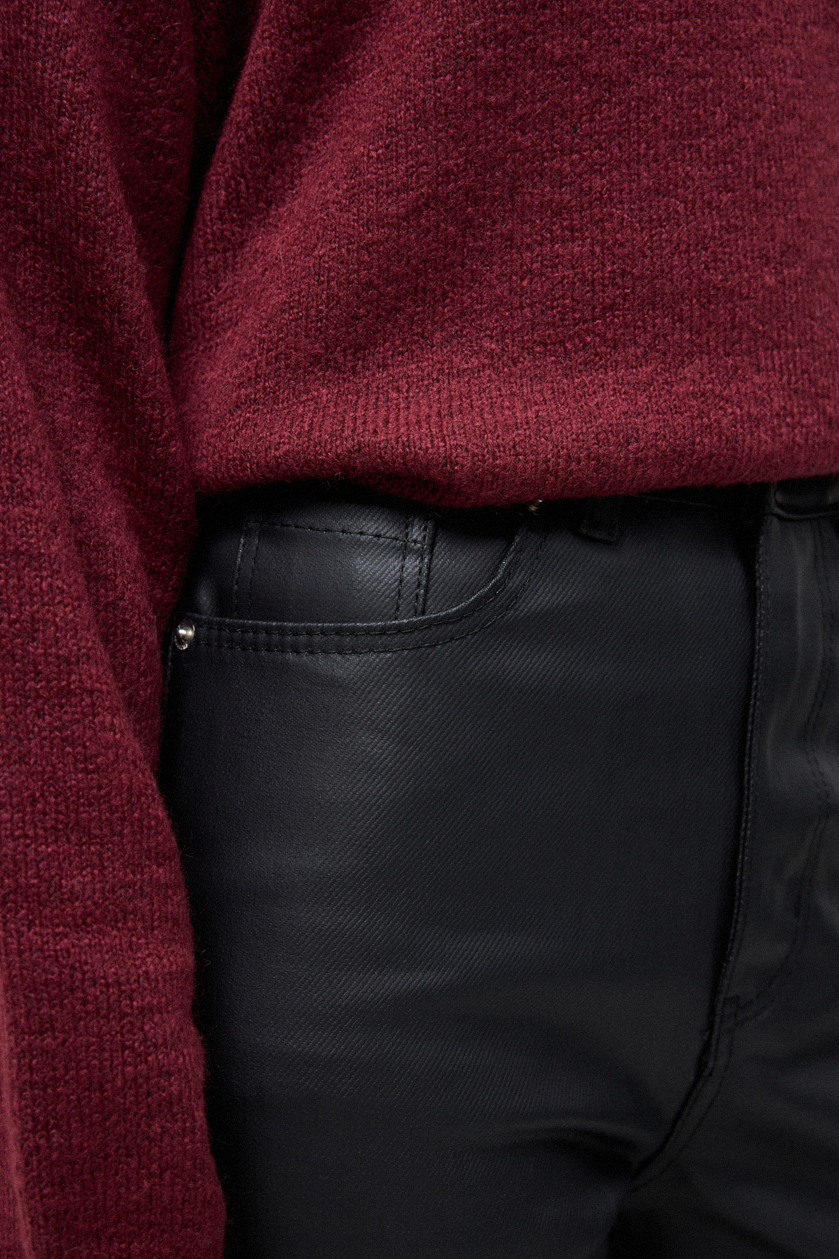 Straight Fit Mumlu Siyah Kadın Pantolon