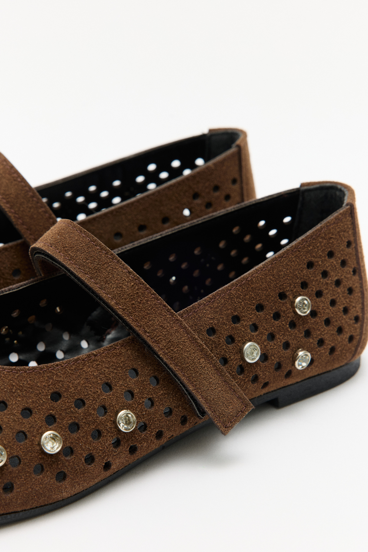 Taş İşlemeli Bantlı Acı Kahve Süet Kadın Babet