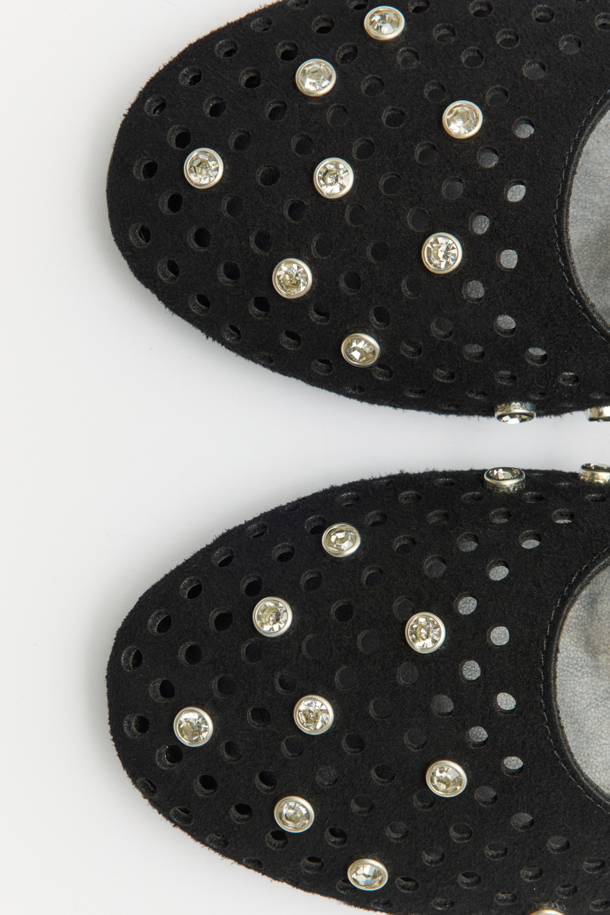 Taş İşlemeli Bantlı Siyah Süet Kadın Babet