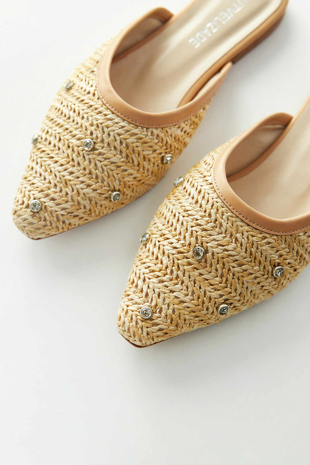 Hasır Sivri Burun Bej Kadın Terlik