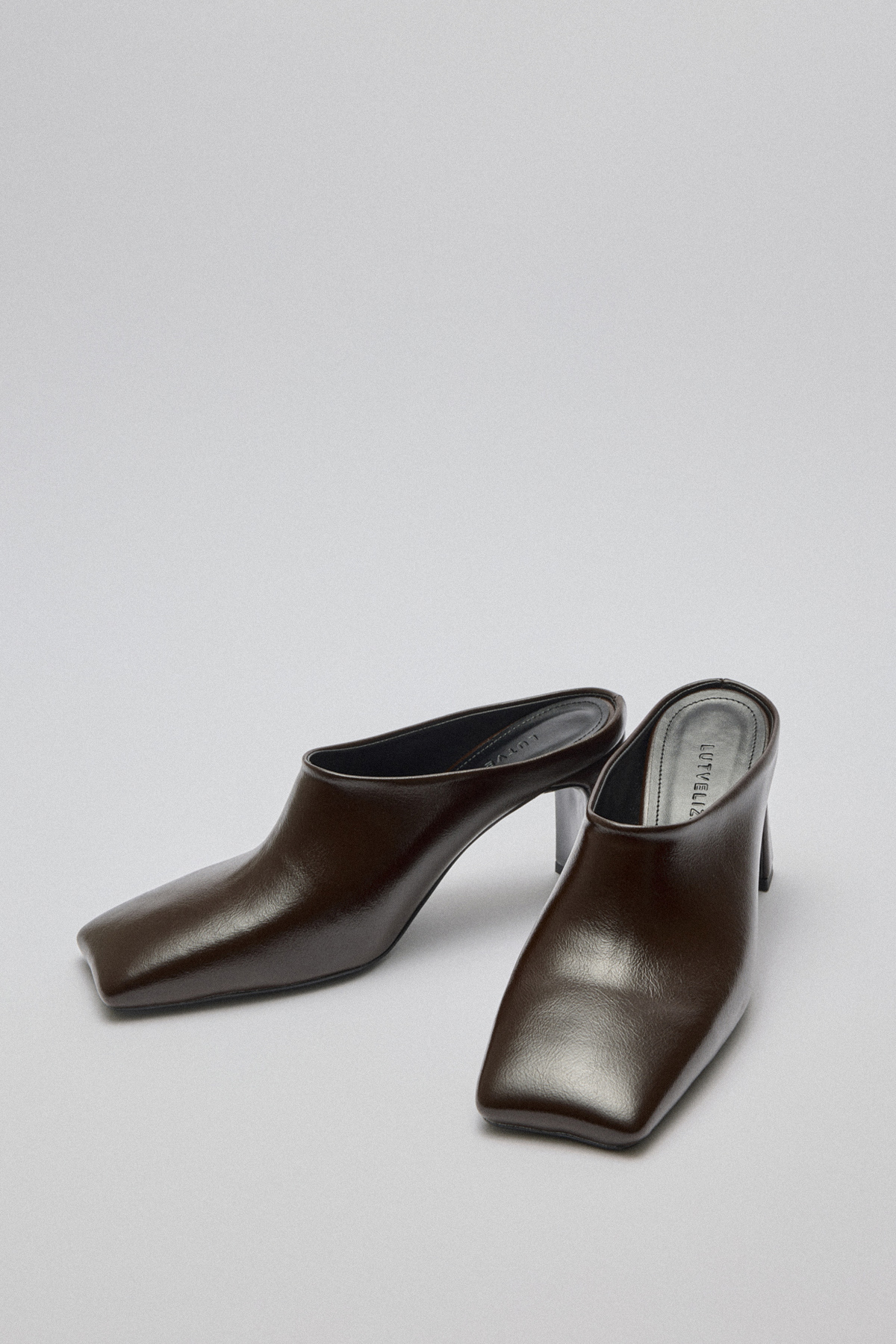 Küt Burun Terlik Acı Kahve Kadın Topuklu