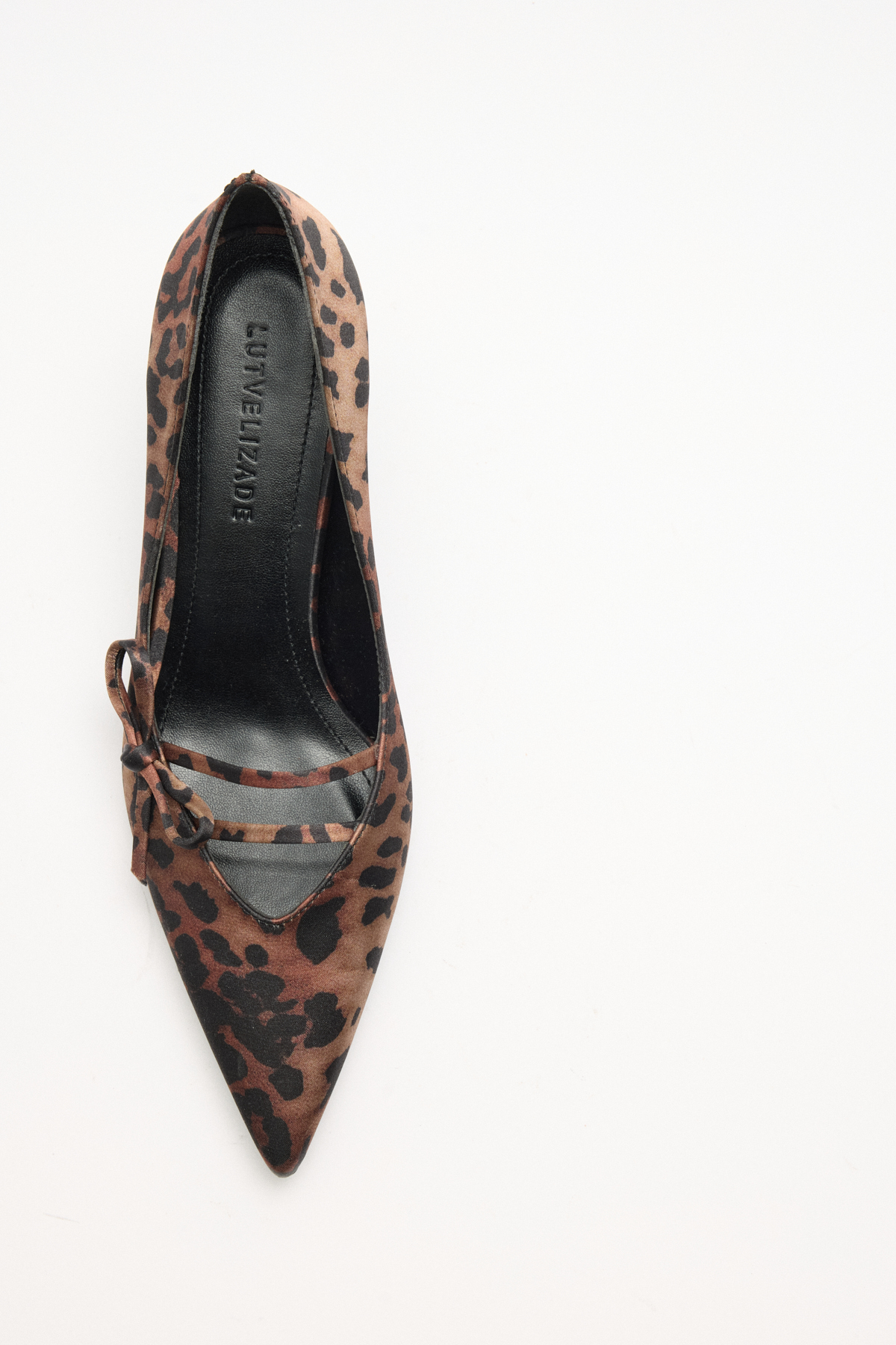 Sivri Burun Kurdele Detaylı Leopar Kadın Topuklu