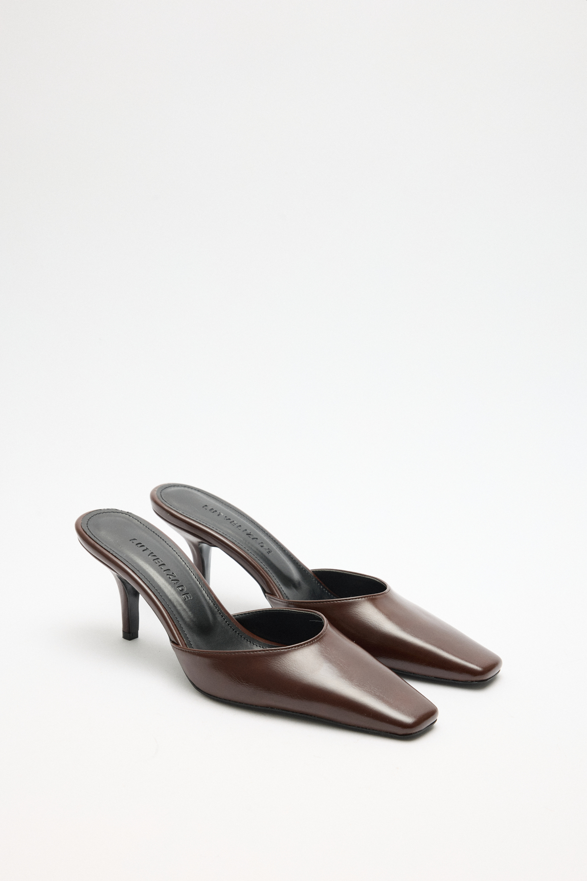 Küt Burun İnce Topuk Acı Kahve Kadın Topuklu