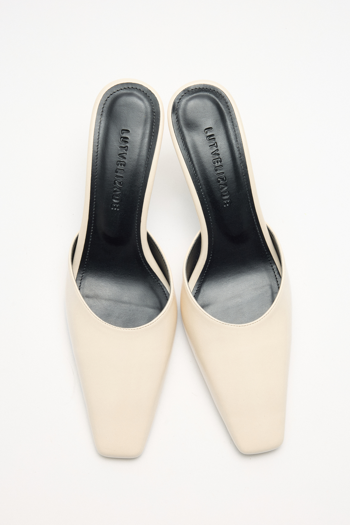 Küt Burun İnce Topuk Kemik Kadın Topuklu