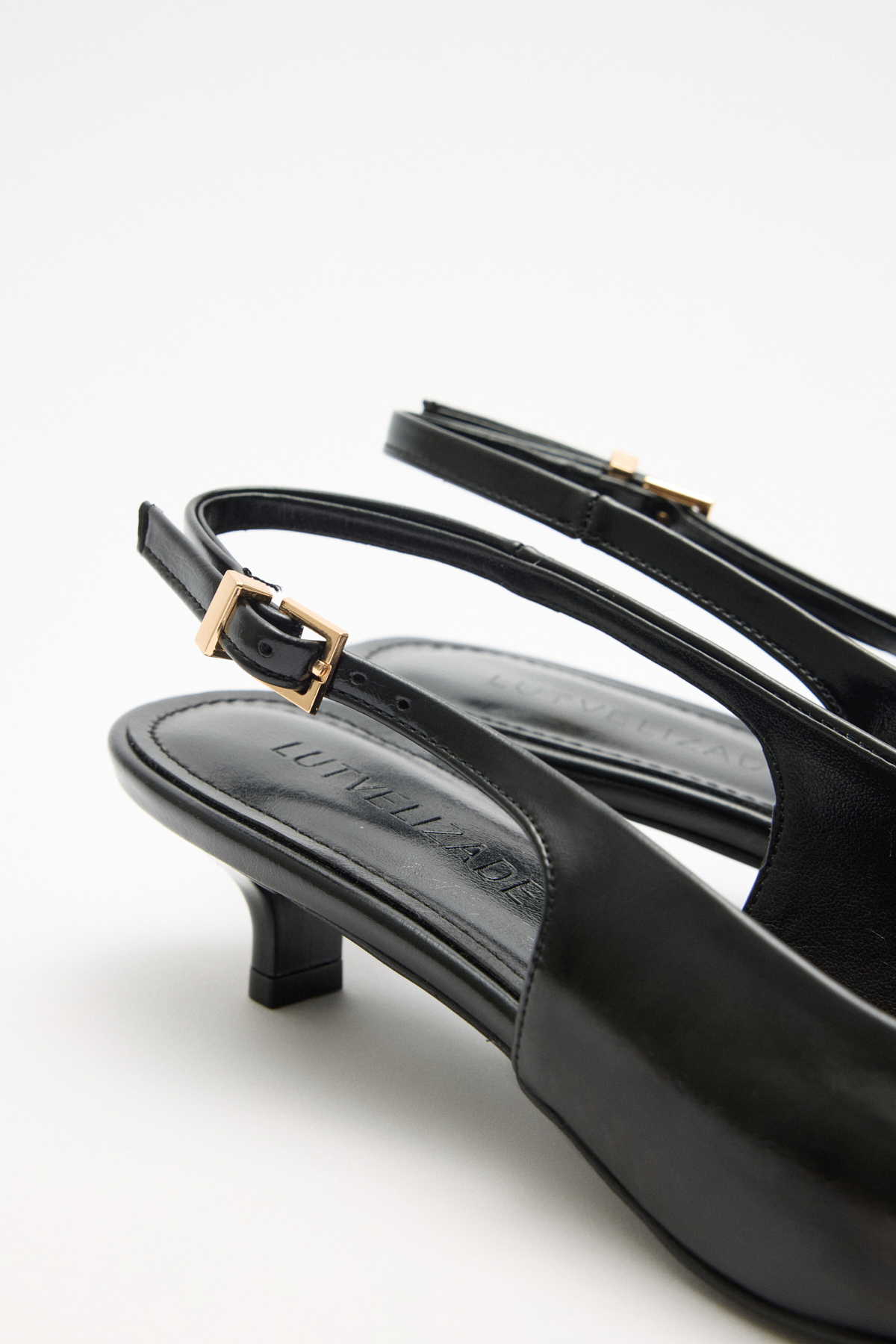 Küt Burun Deri Görünümlü Siyah Kadın Topuklu