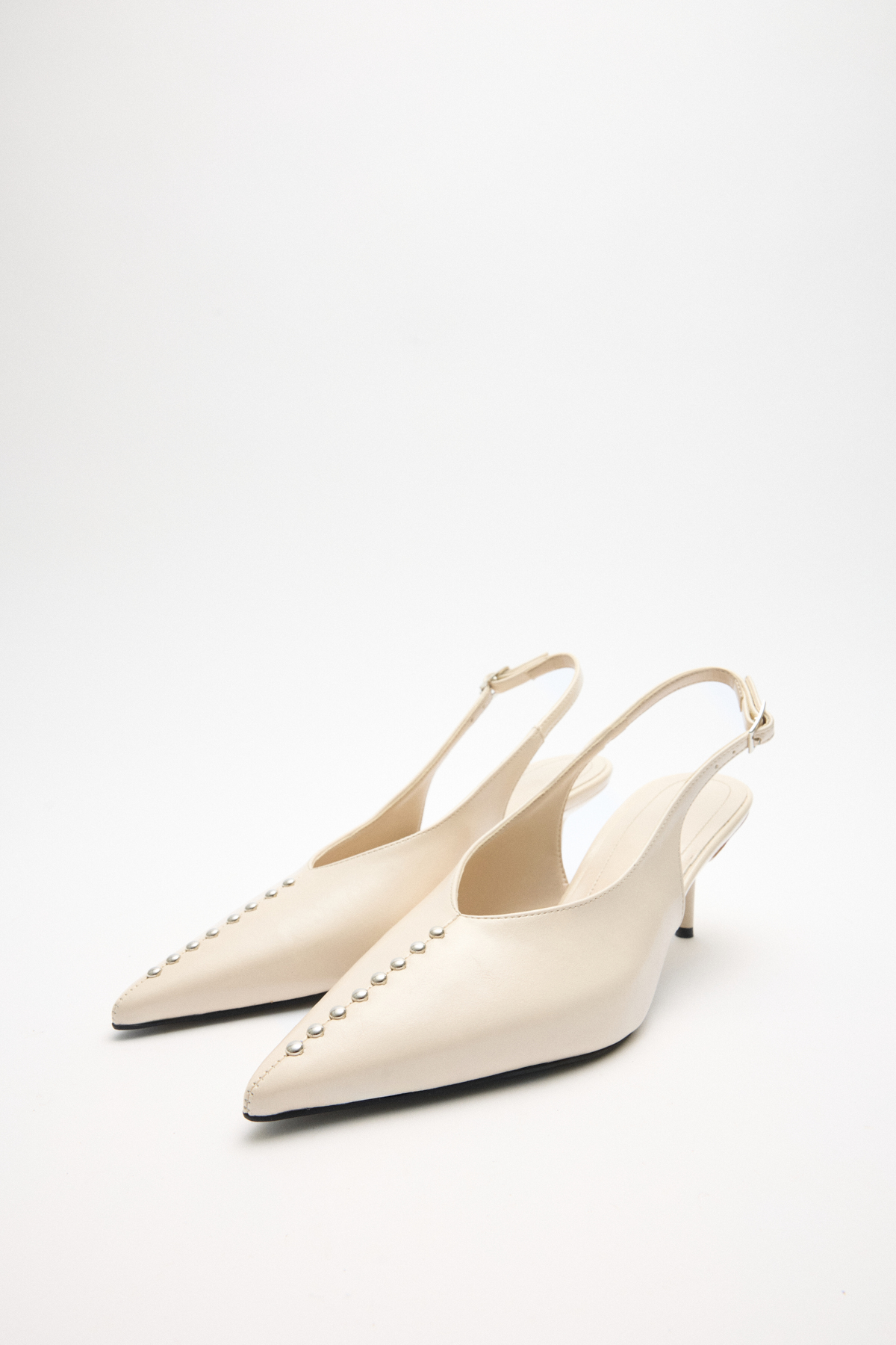 Sivri Burun Taş Detaylı Kemik Kadın Topuklu