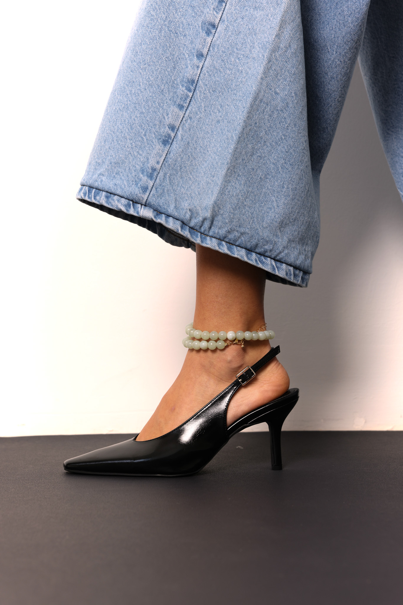 Minimal Asimetrik Küt Burun Siyah Kadın Topuklu