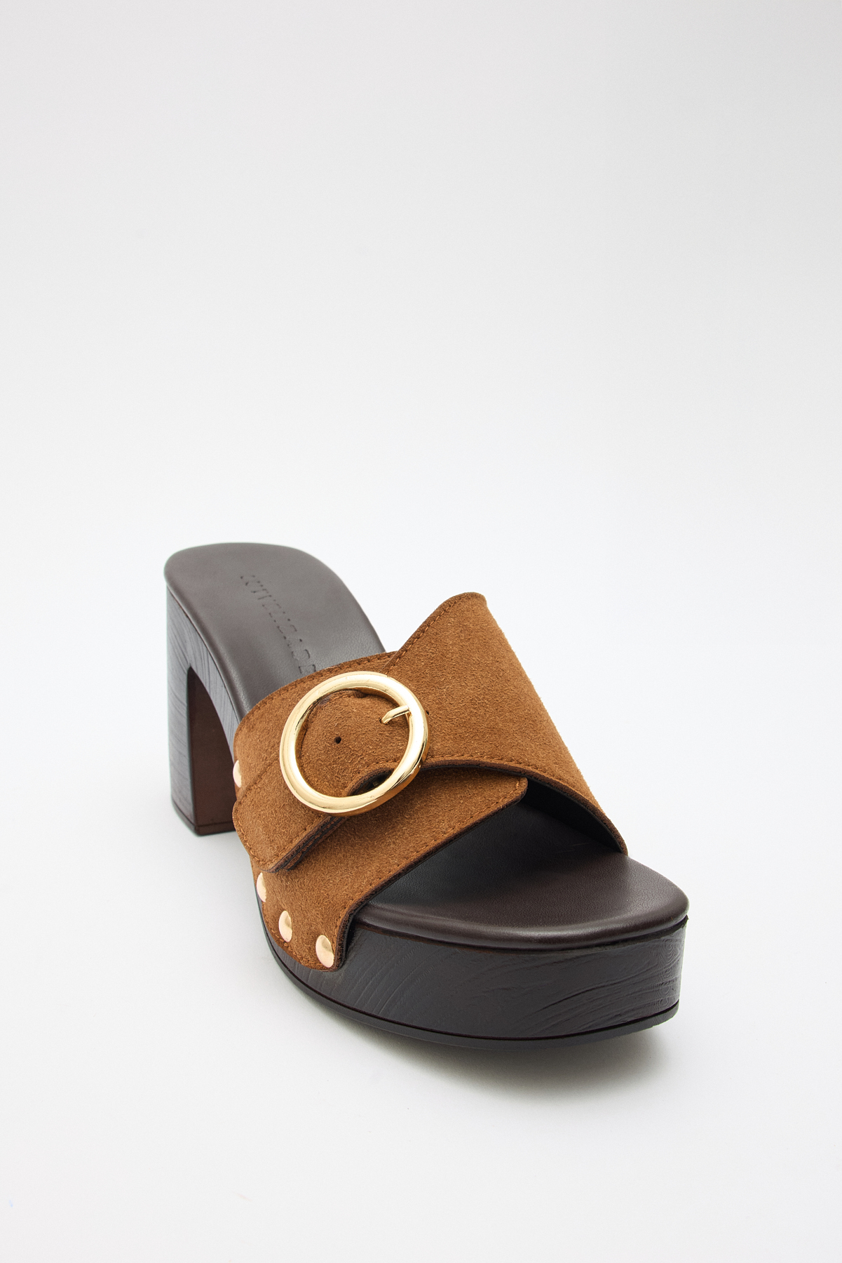 Toka ve Zımba Detaylı Taba Süet Kadın Topuklu