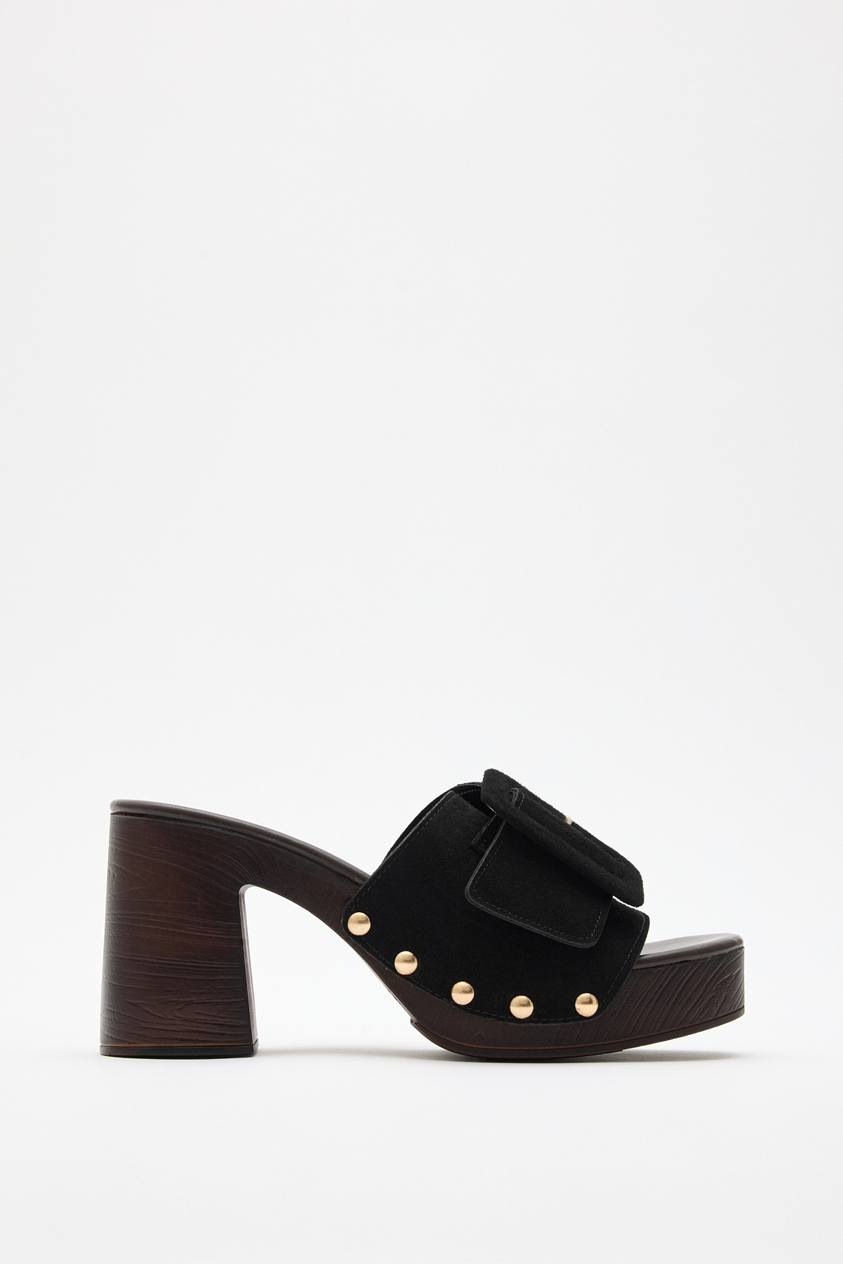 Büyük Tokalı ve Zımba Detaylı Siyah Süet Kadın Topuklu