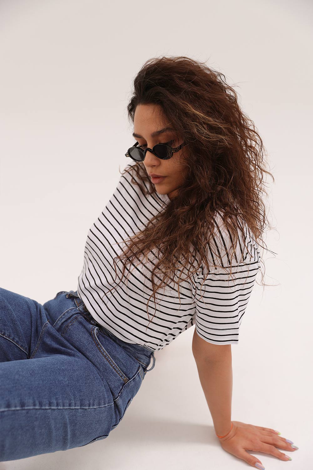 YATAY ÇİZGİLİ OVERSIZE Beyaz Kadın Basic Tişört