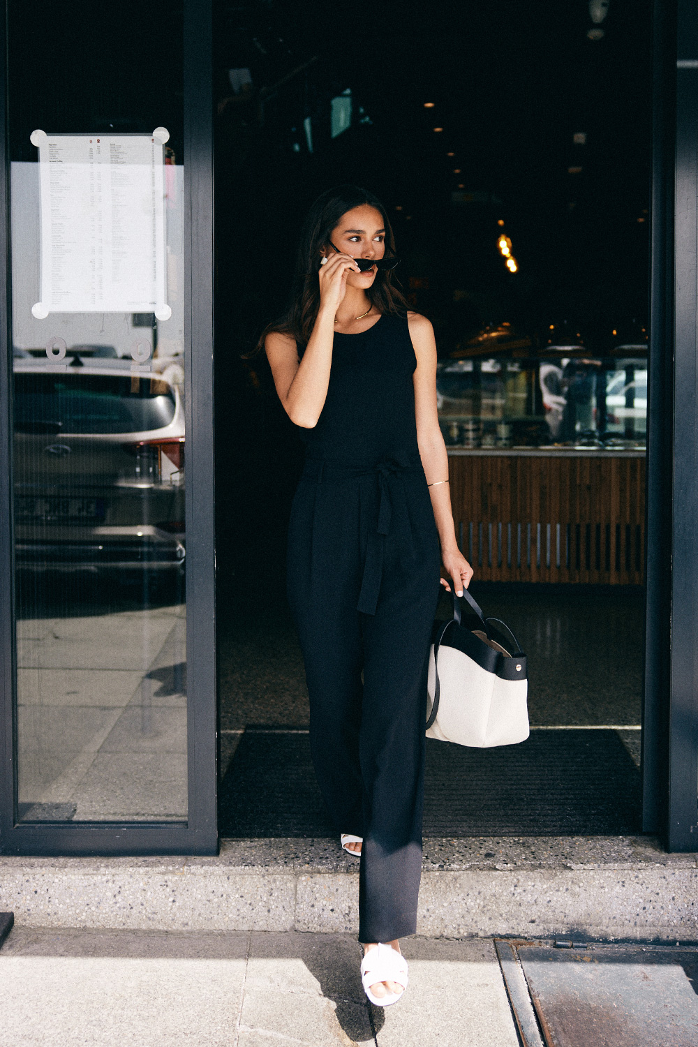 Beli Kuşaklı Düz Paça Siyah Kadın Tulum