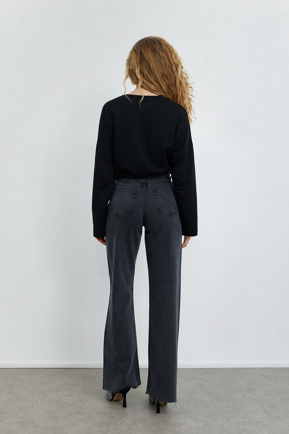 Zımba Detaylı Straight Fit Füme Kadın Jean